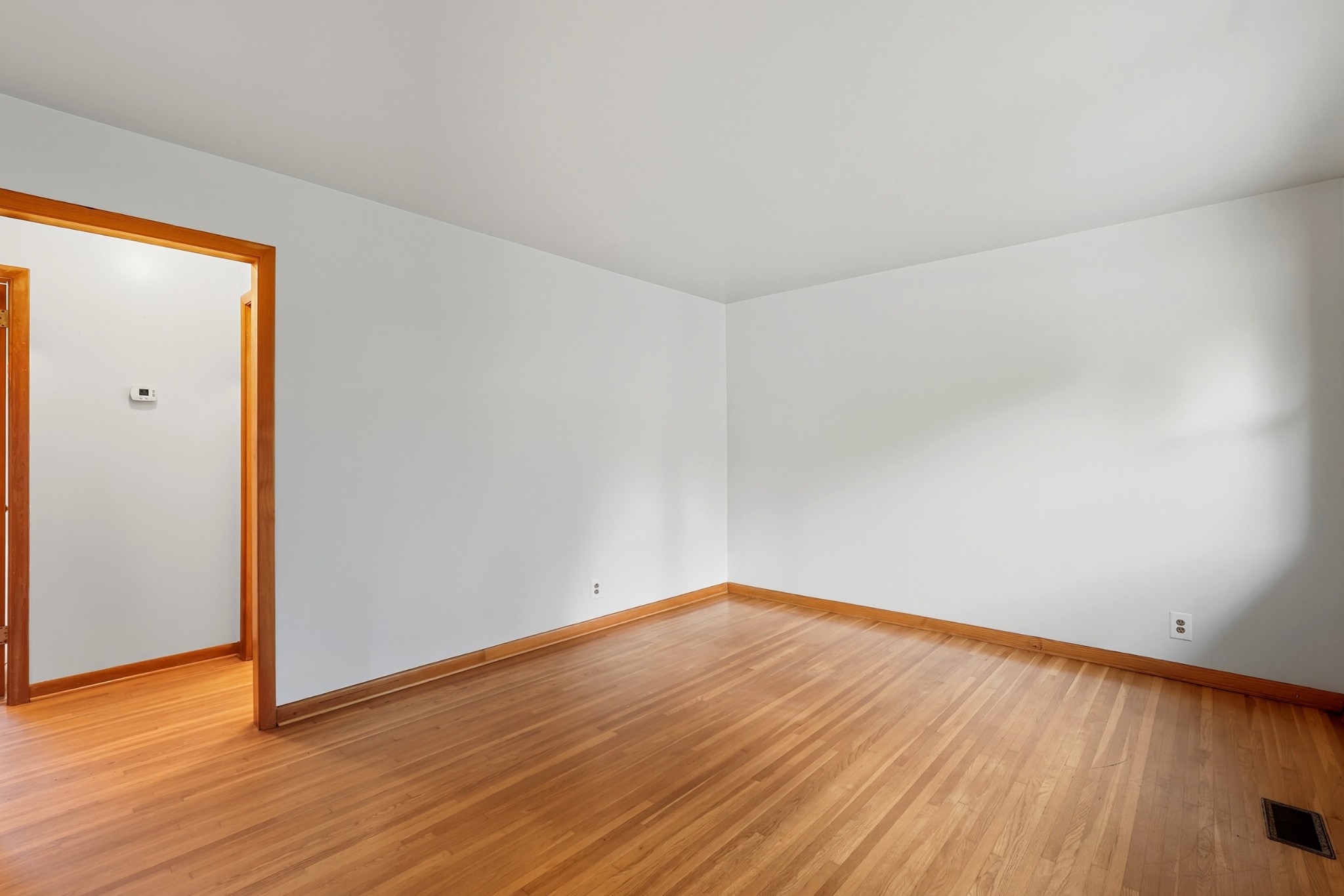 597 Whispering Hills Dr