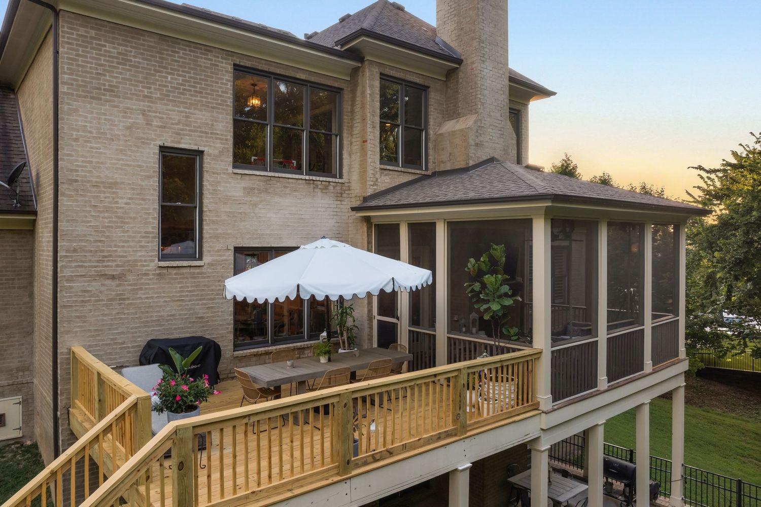 1504 Fleetwood Dr