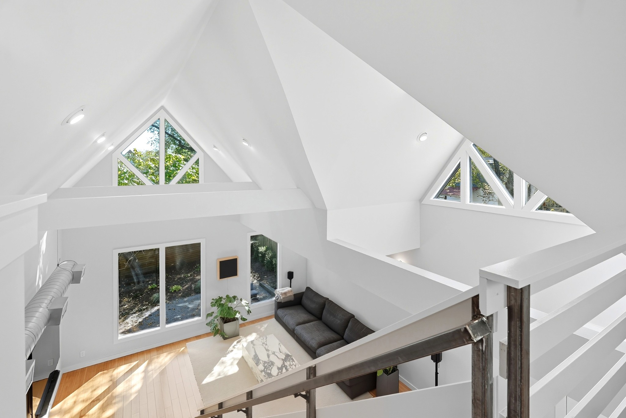 1805 Riverside Dr Unit: A