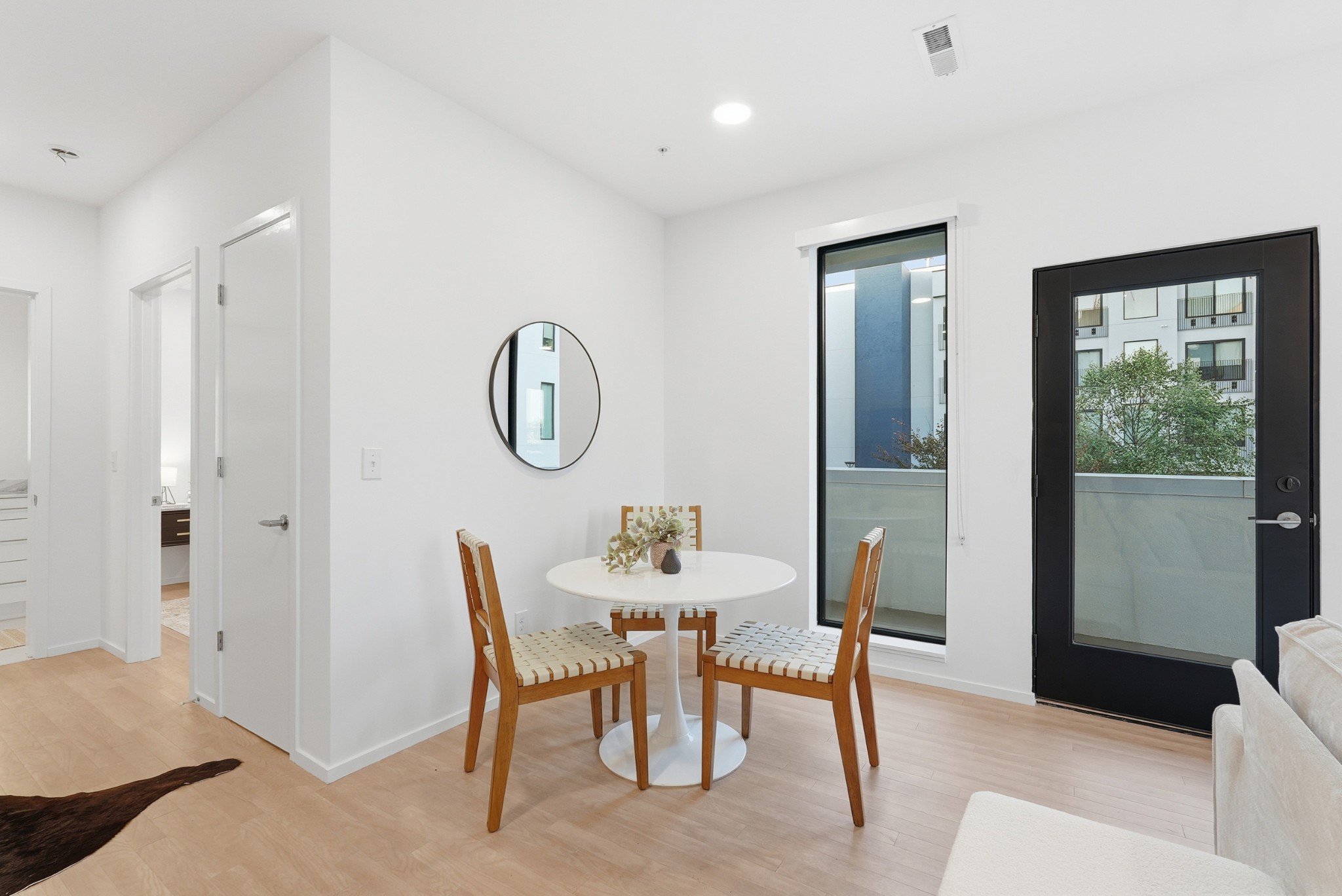 806 Olympic St Unit: 200