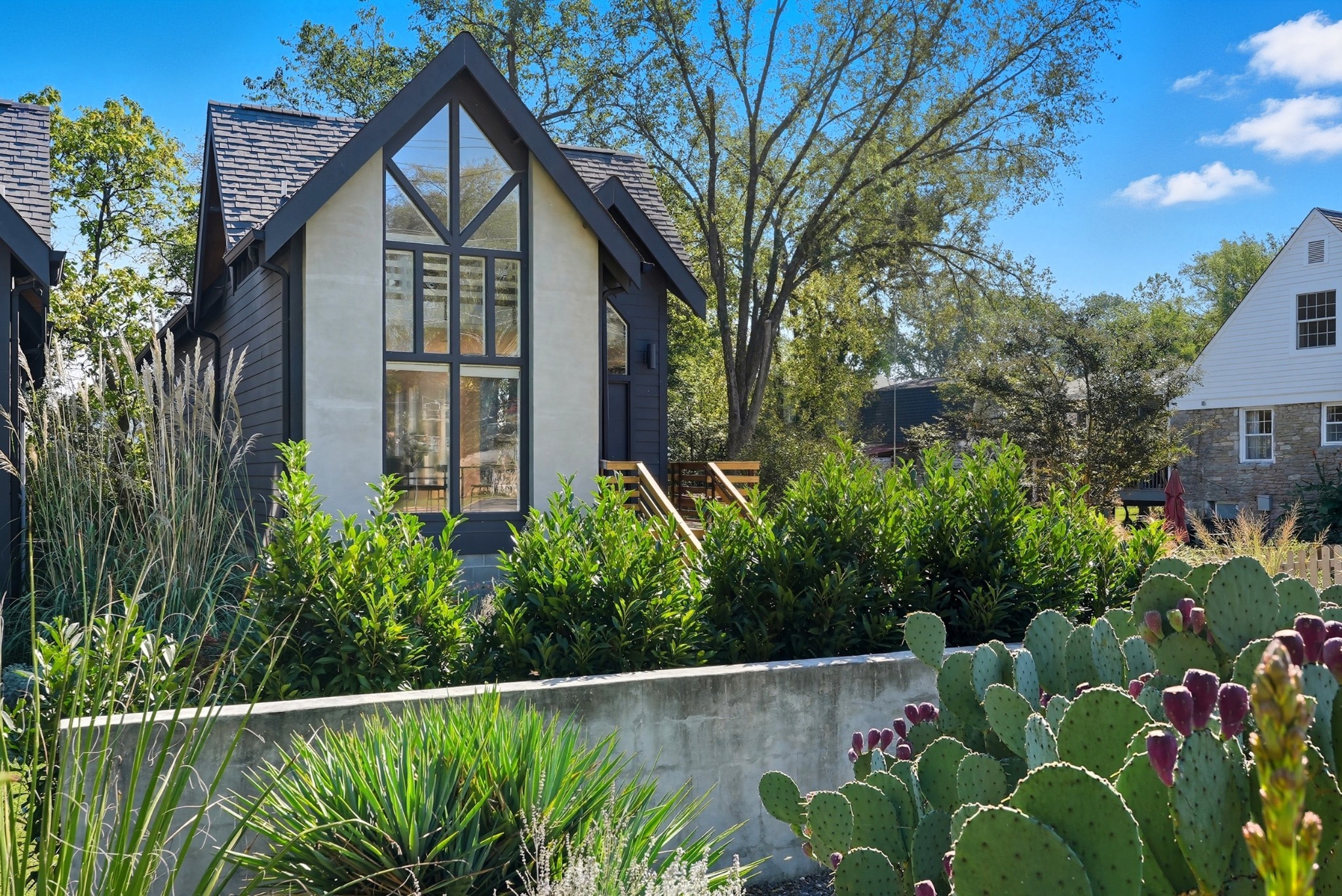 1805 Riverside Dr Unit: A