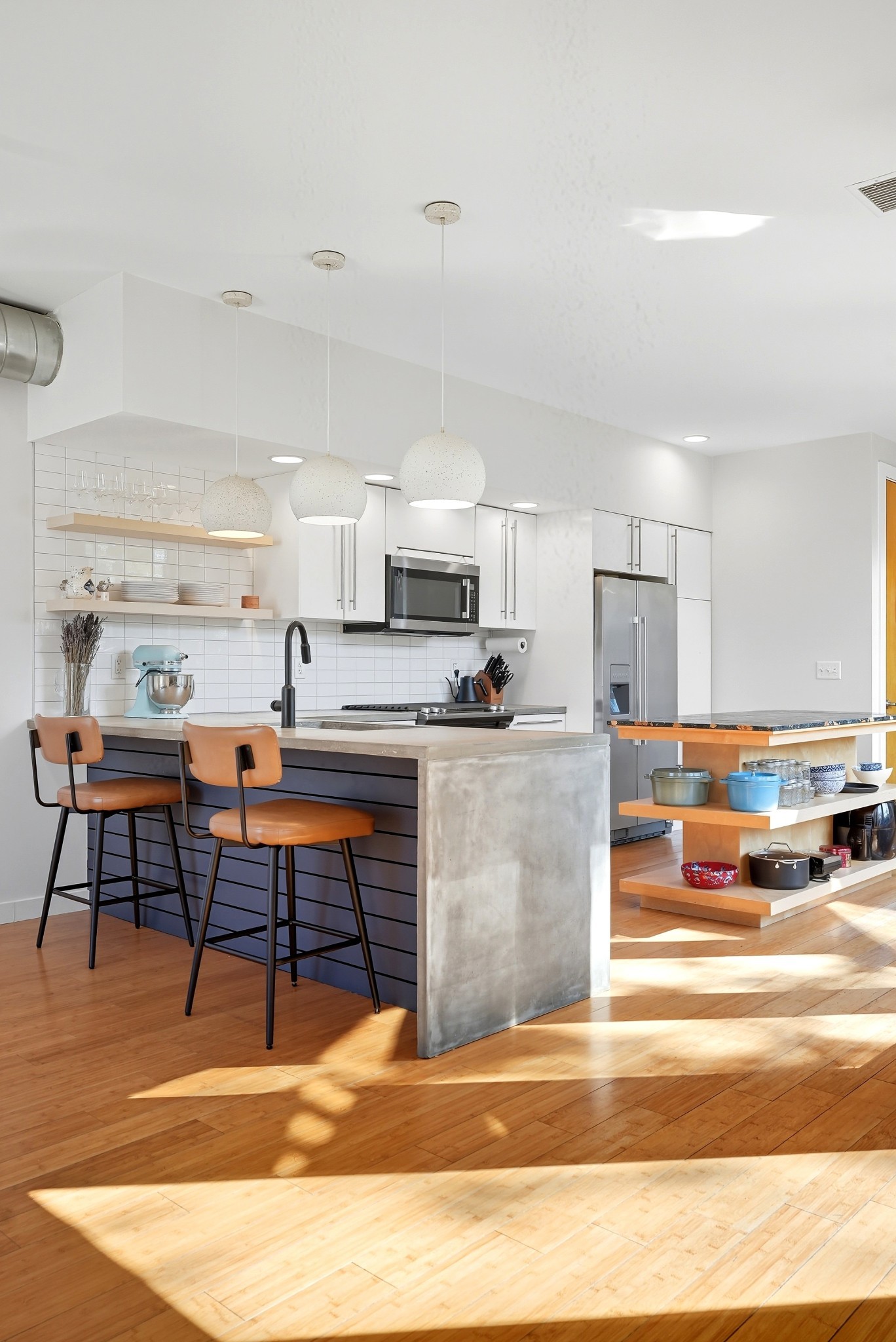 1805 Riverside Dr Unit: A