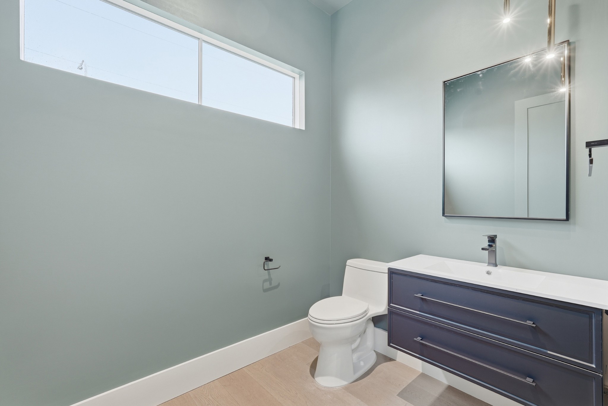 3718 West End Ave Unit: 1