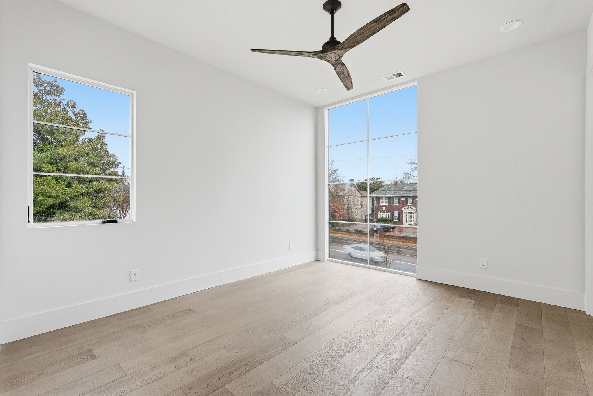 3718 West End Ave Unit: 1