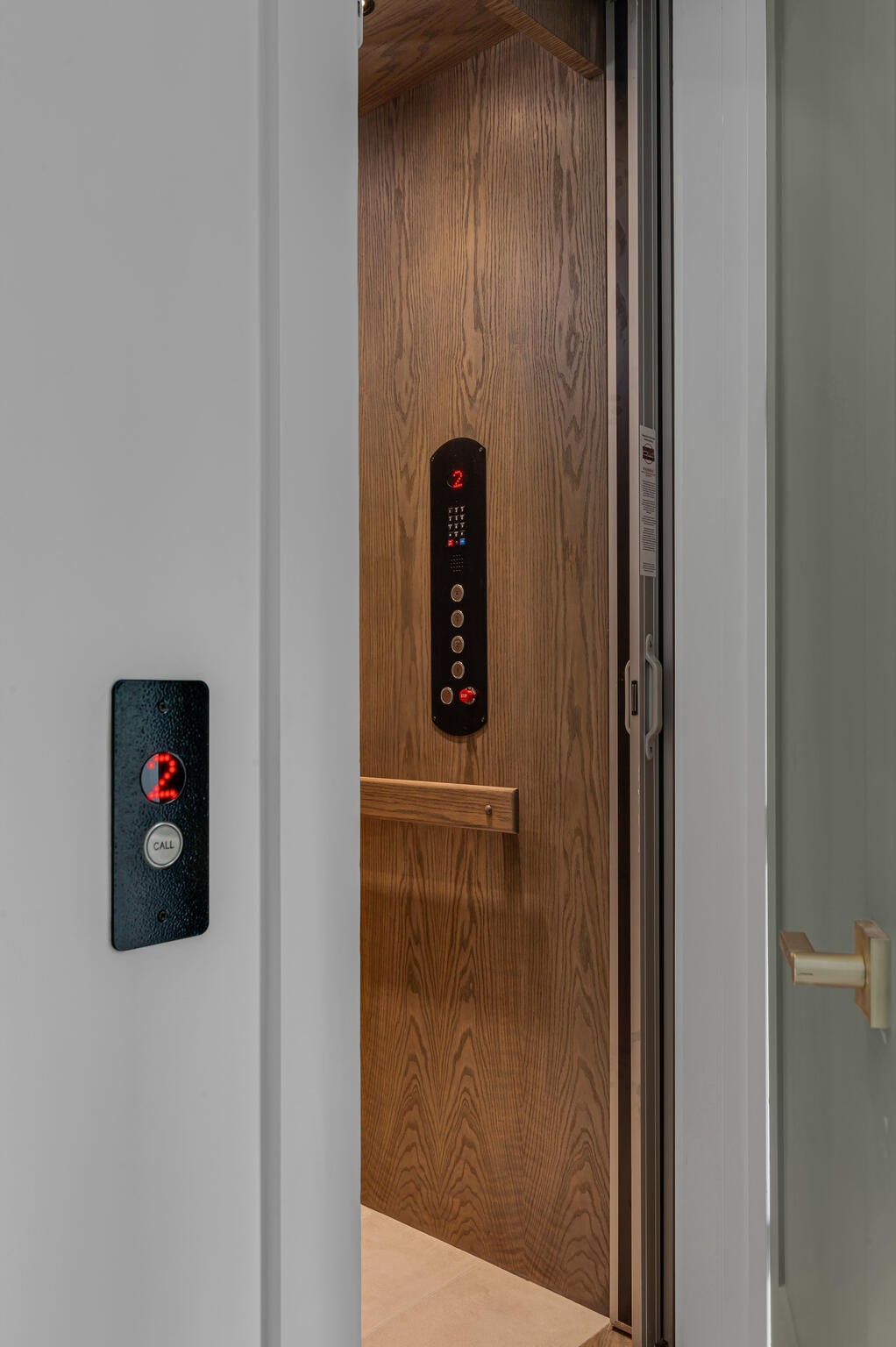 3718 West End Ave Unit: 1