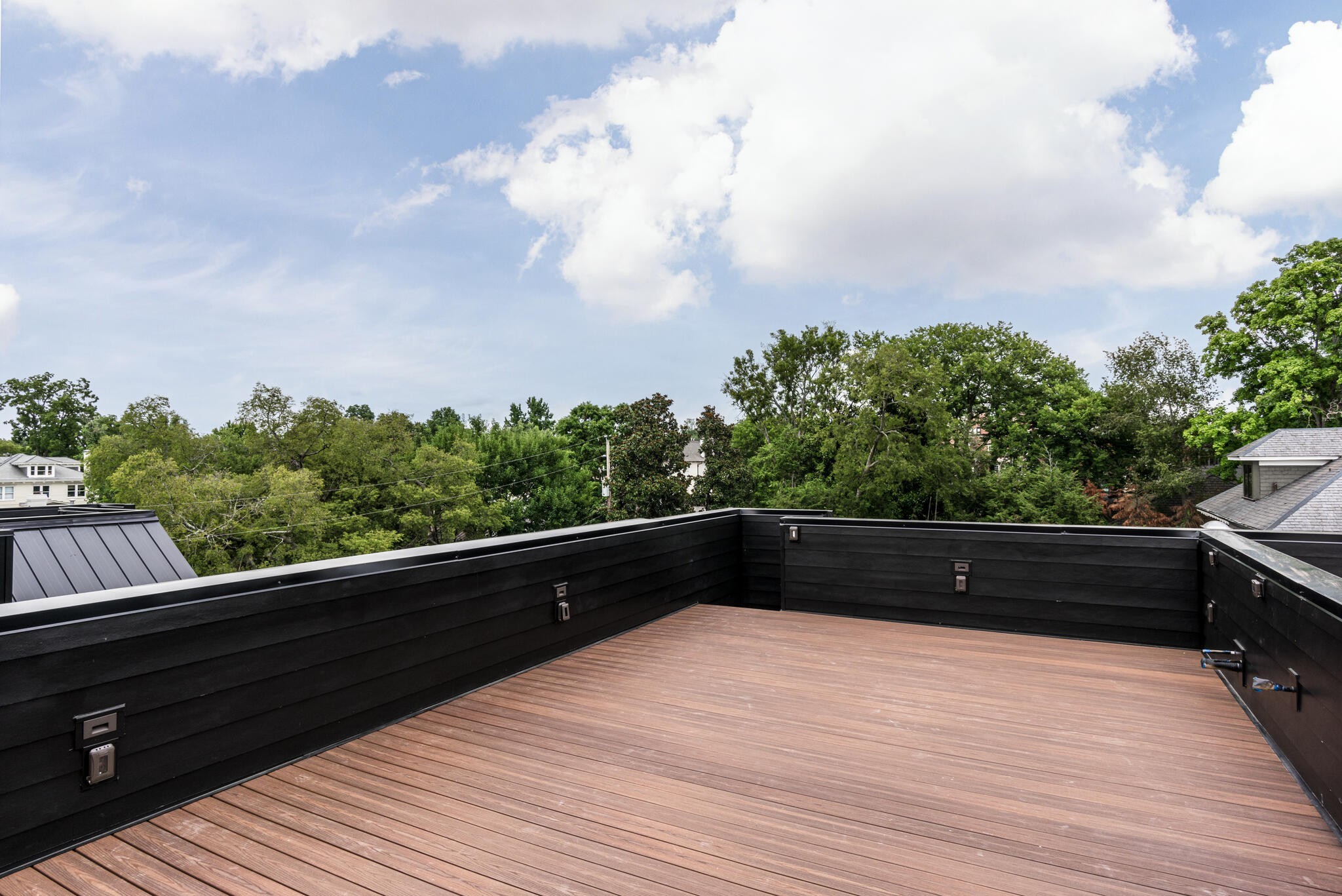 3718 West End Ave Unit: 1