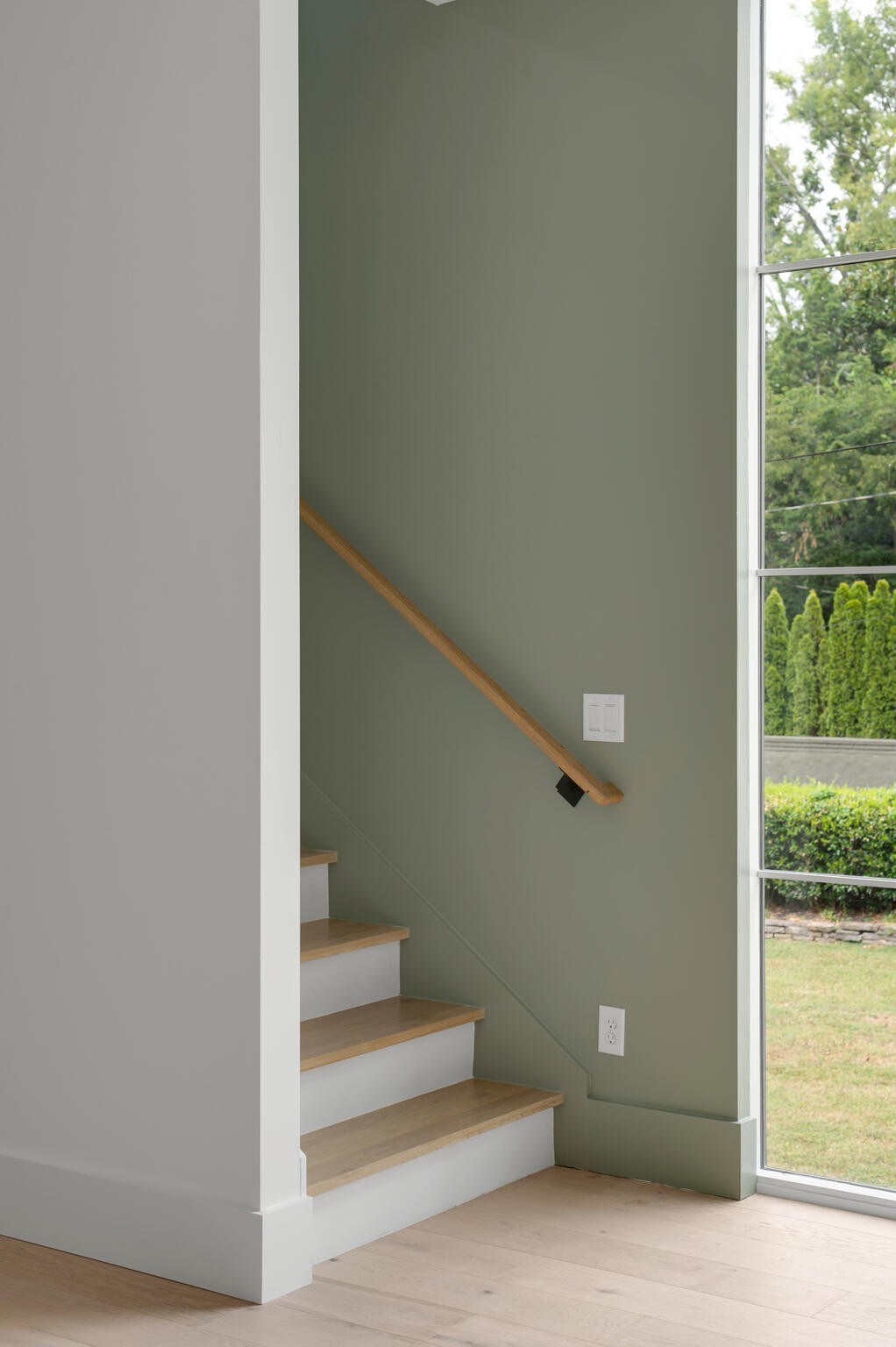 3718 West End Ave Unit: 5