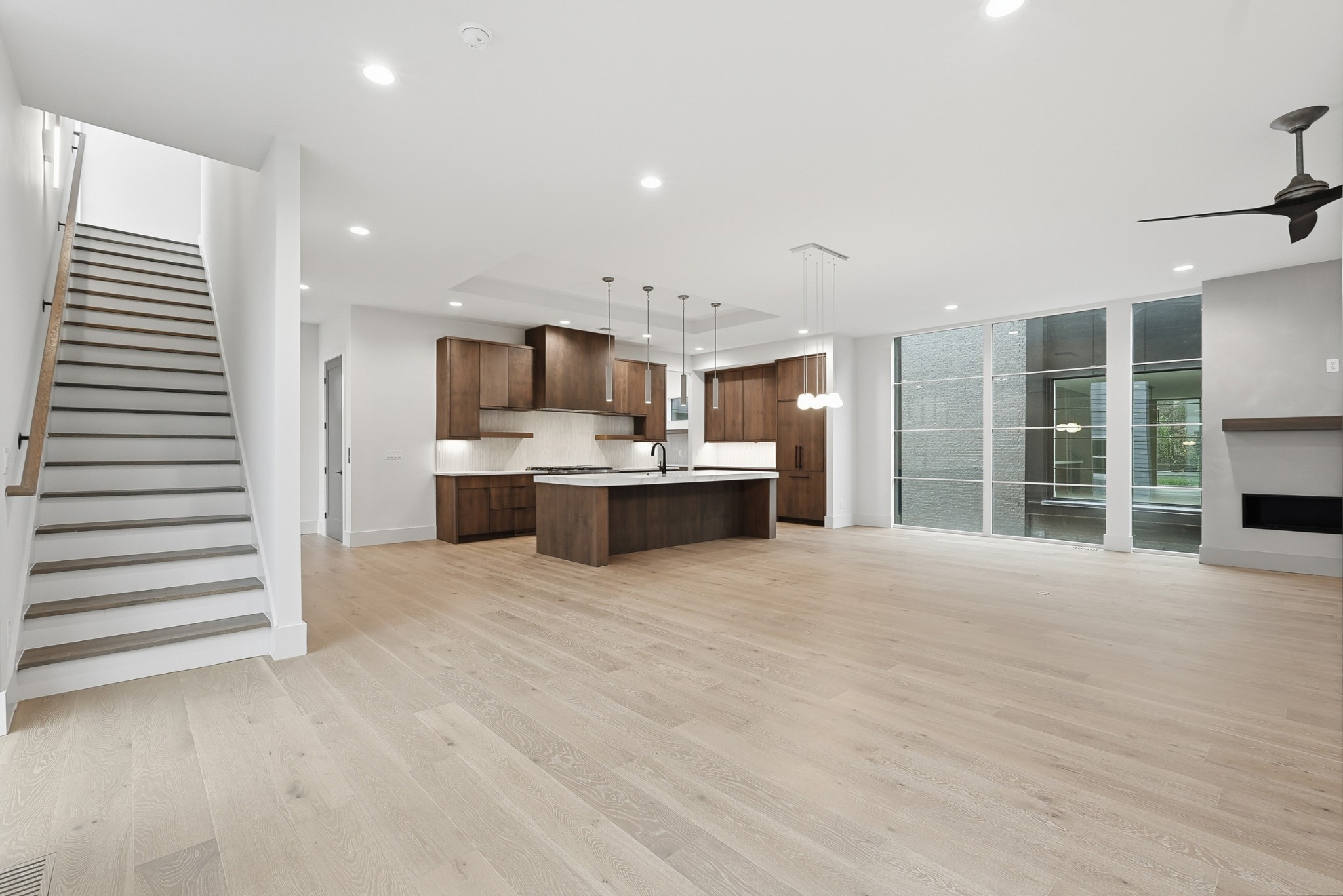 3718 West End Ave Unit: 5