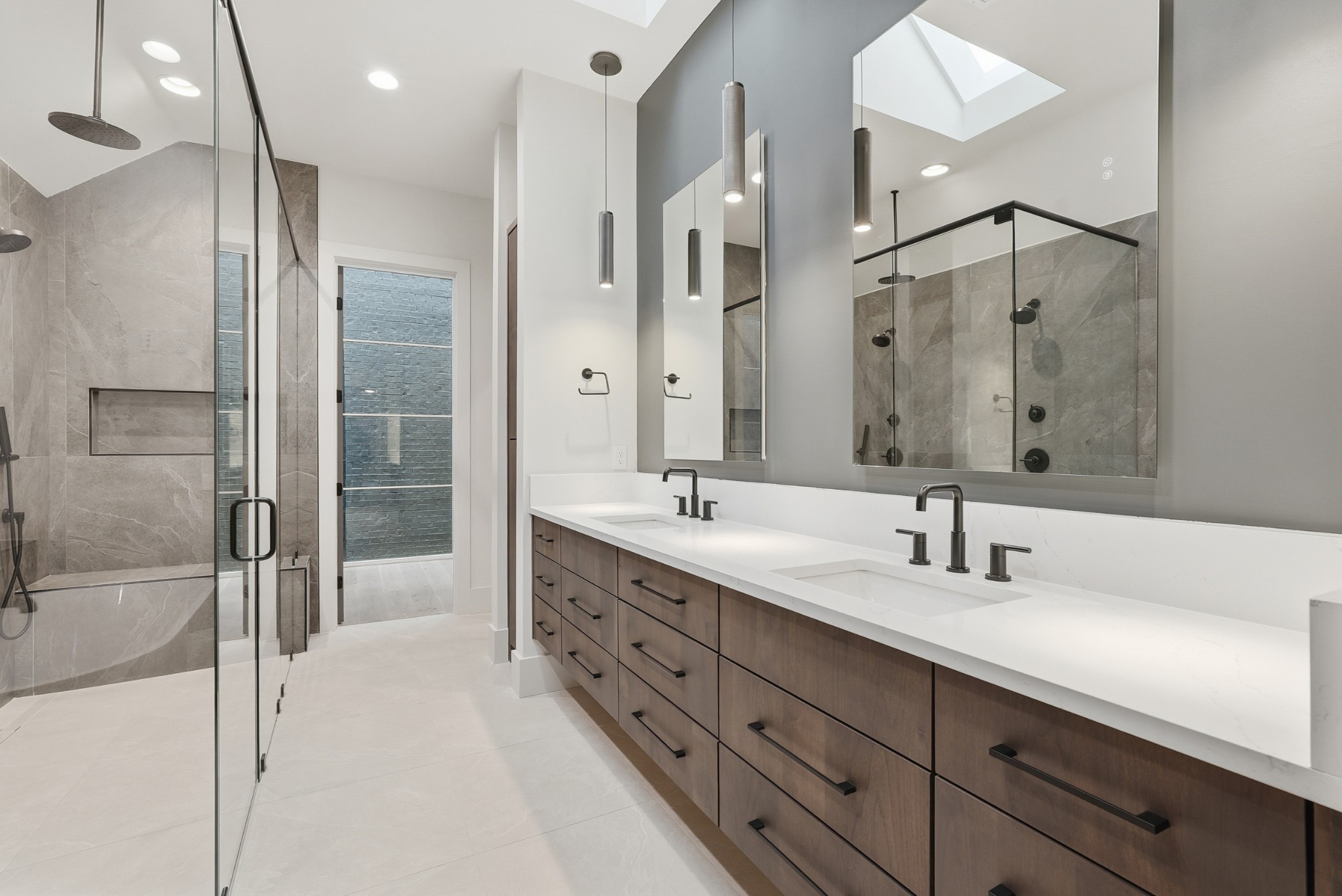 3718 West End Ave Unit: 5