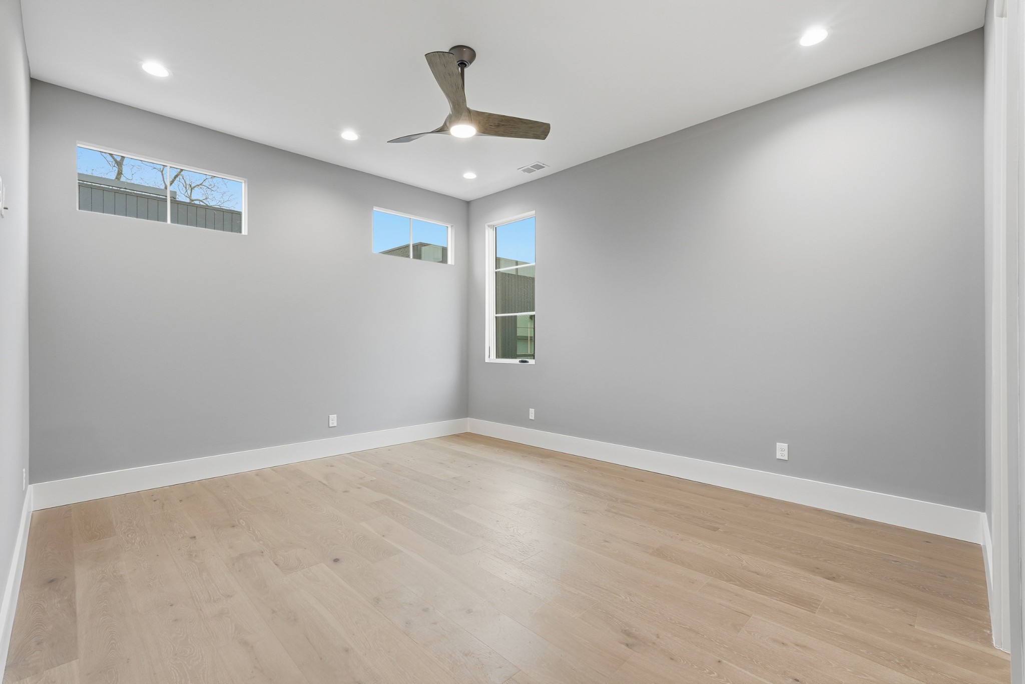 3718 West End Ave Unit: 5