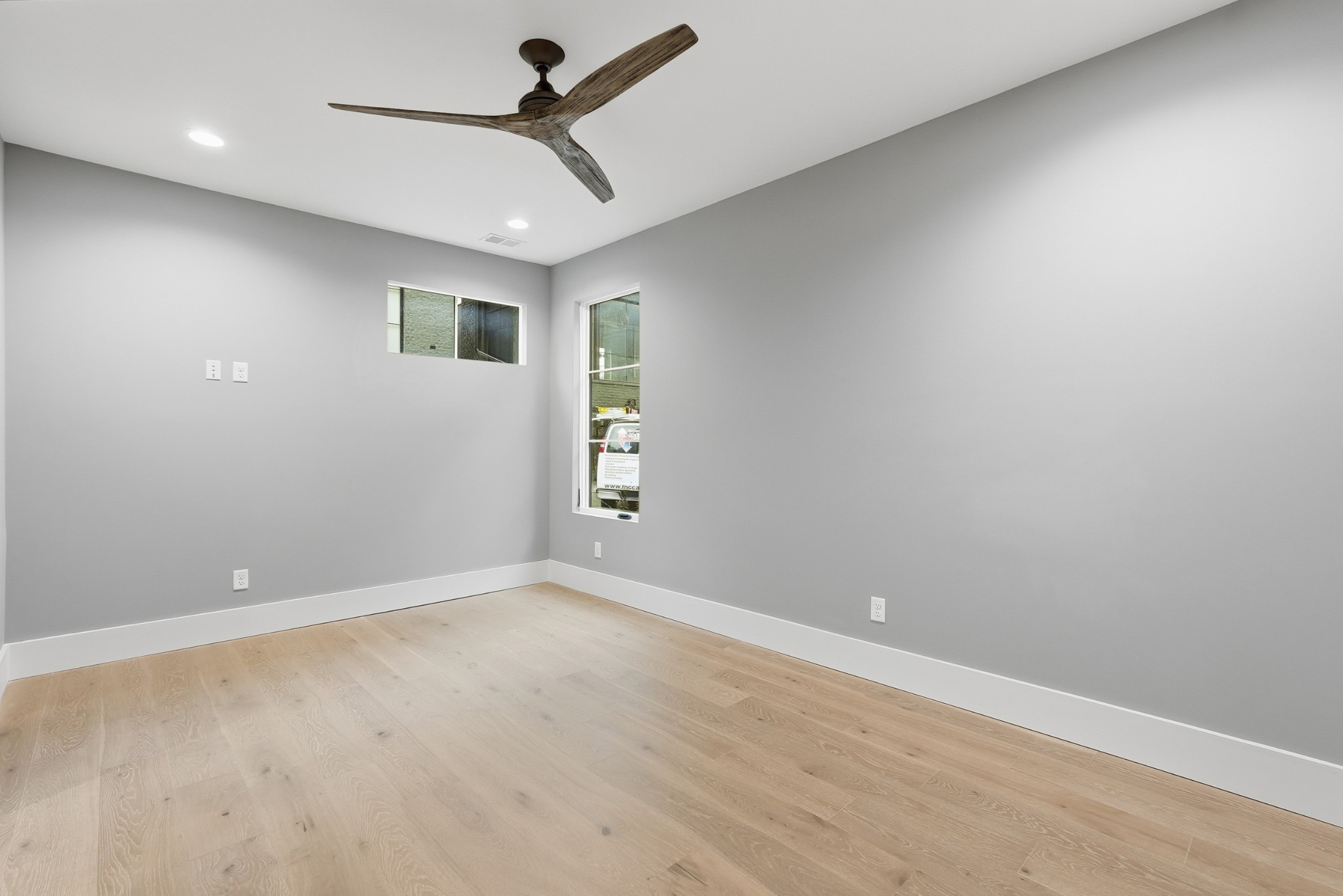 3718 West End Ave Unit: 5