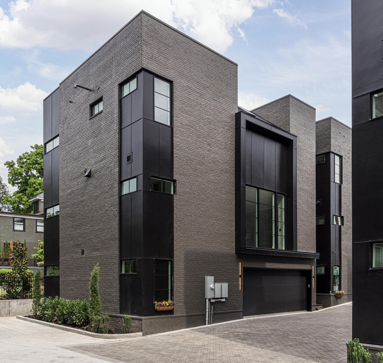 3718 West End Ave Unit: 5