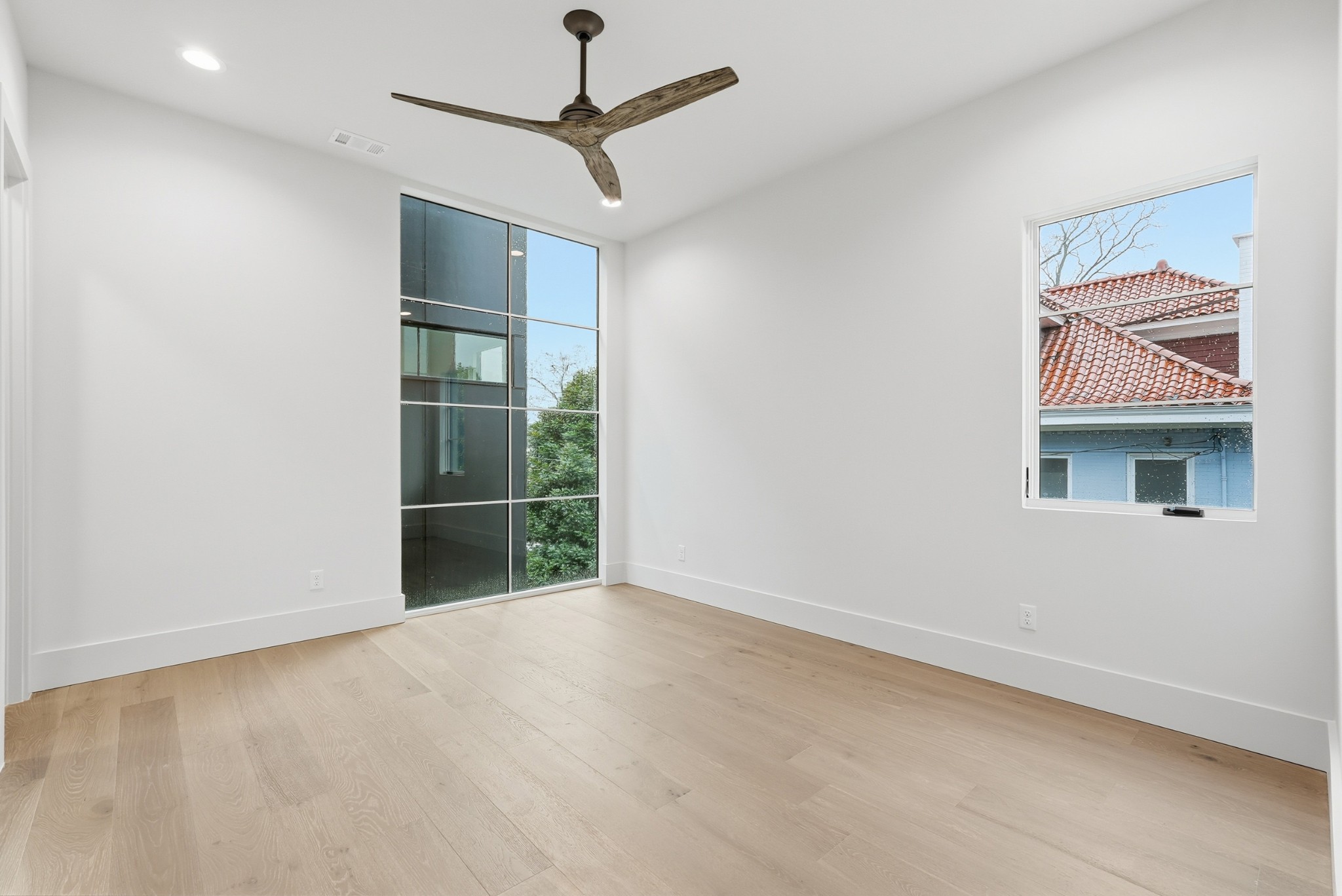 3718 West End Ave Unit: 5