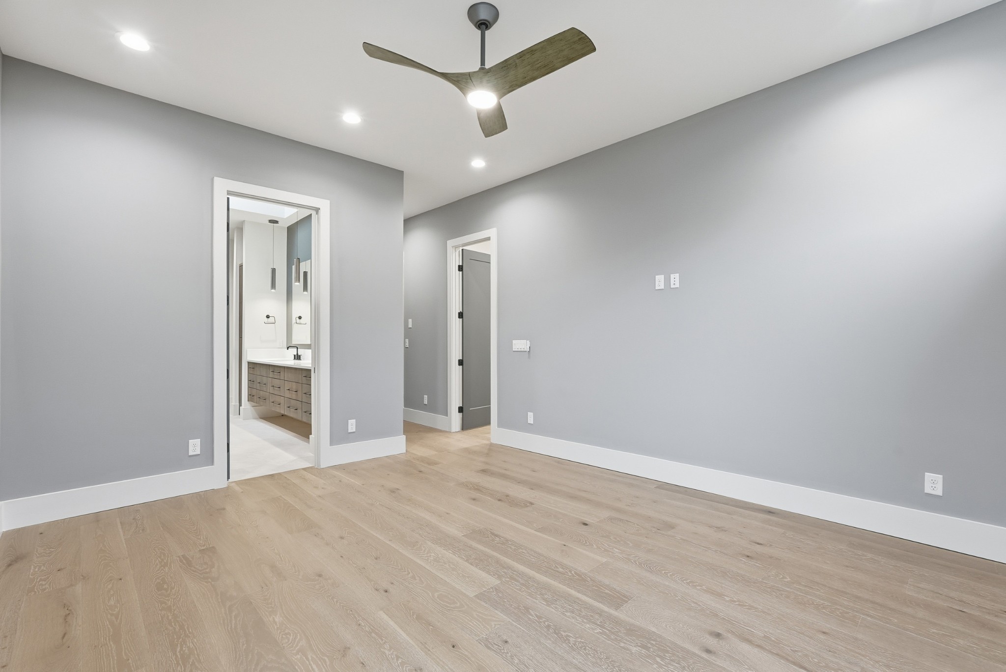 3718 West End Ave Unit: 5