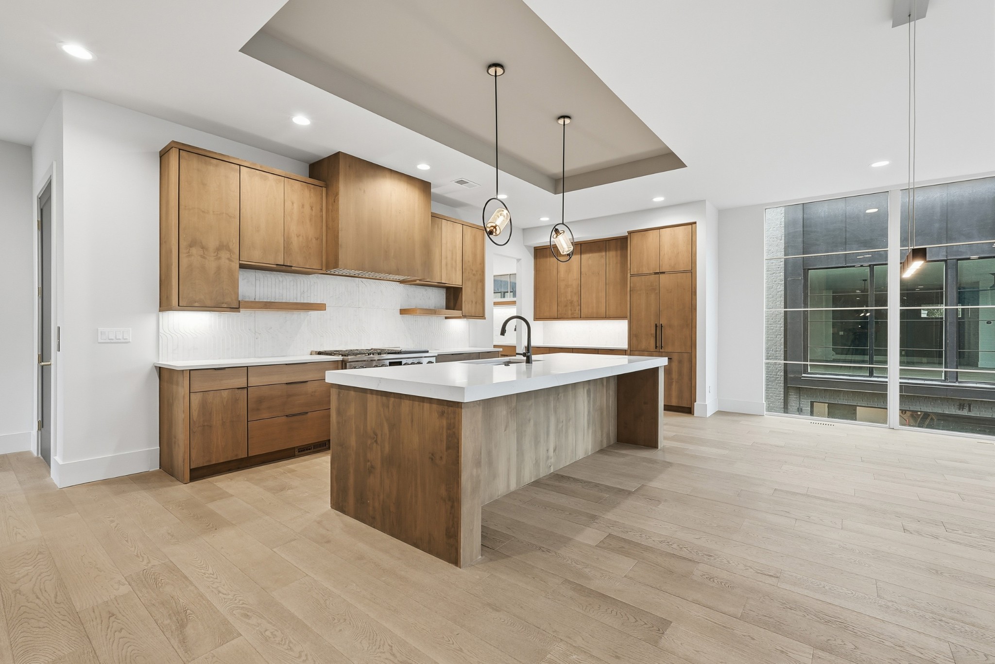 3718 West End Ave Unit: 6