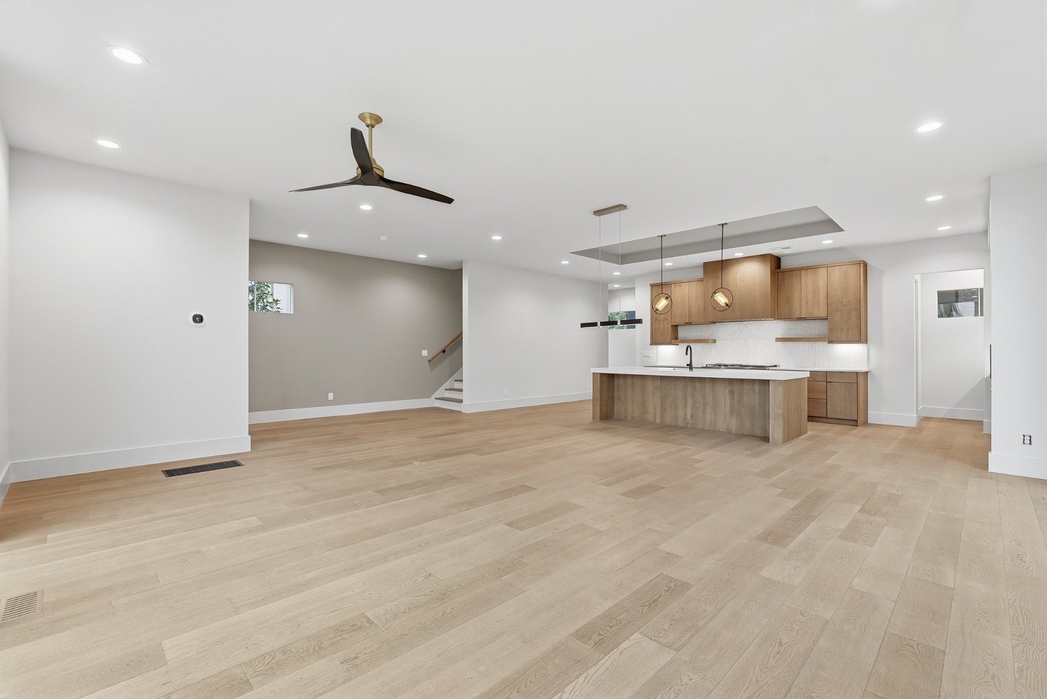 3718 West End Ave Unit: 6