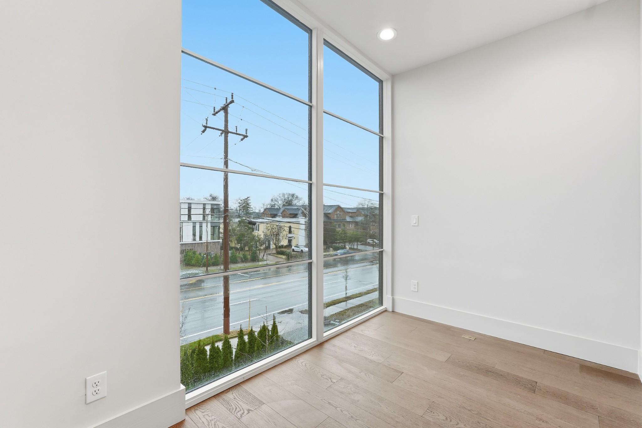 3718 West End Ave Unit: 6