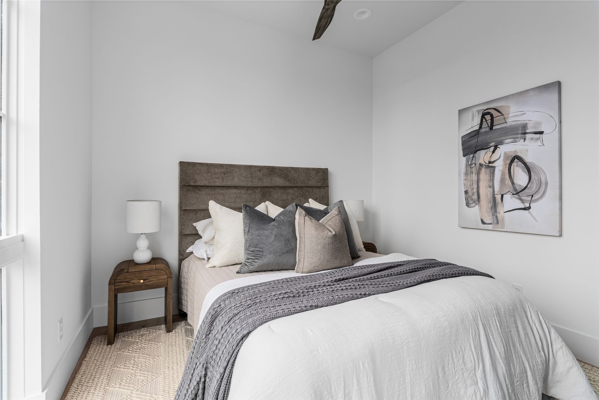 3718 West End Ave Unit: 3