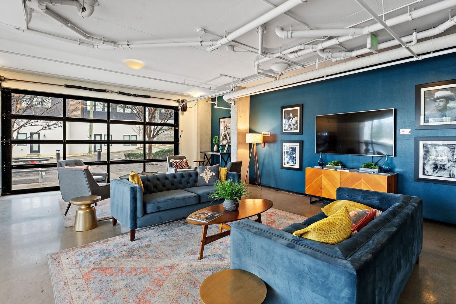 1900 12th Ave, S Unit: 212