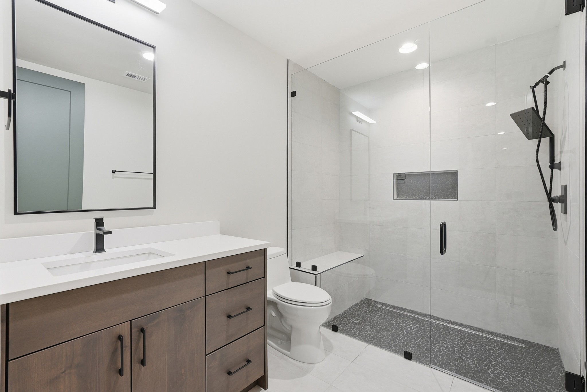 3718 West End Ave Unit: 1