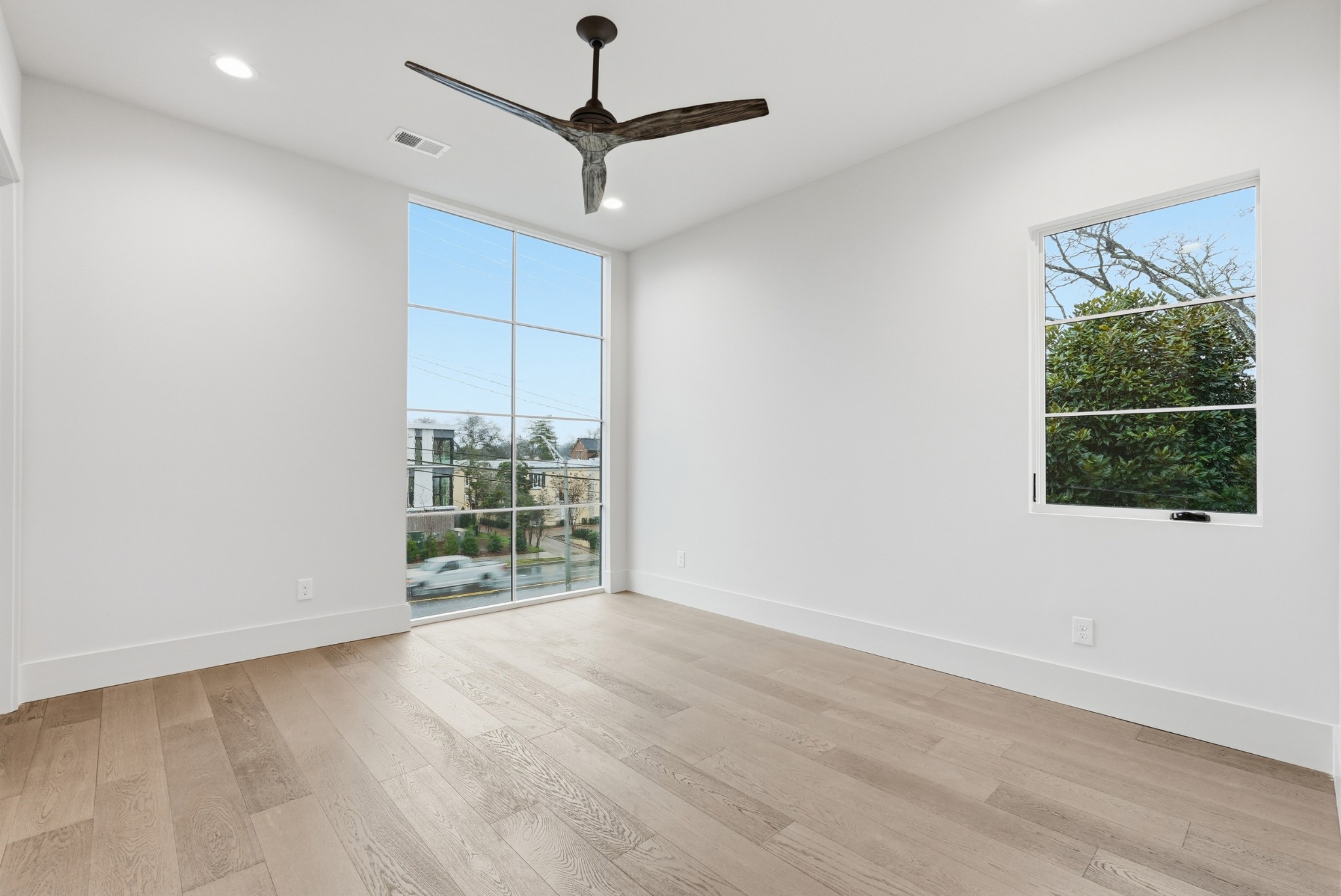 3718 West End Ave Unit: 6