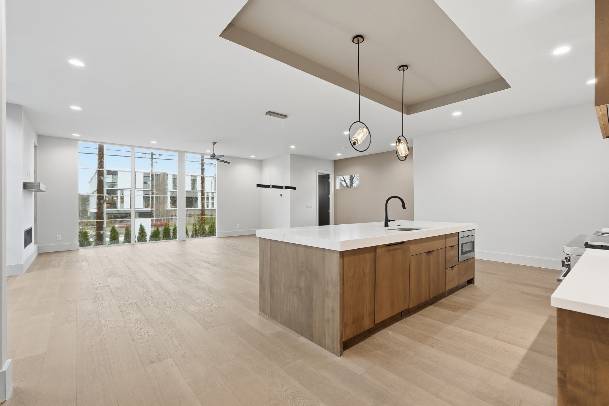 3718 West End Ave Unit: 6