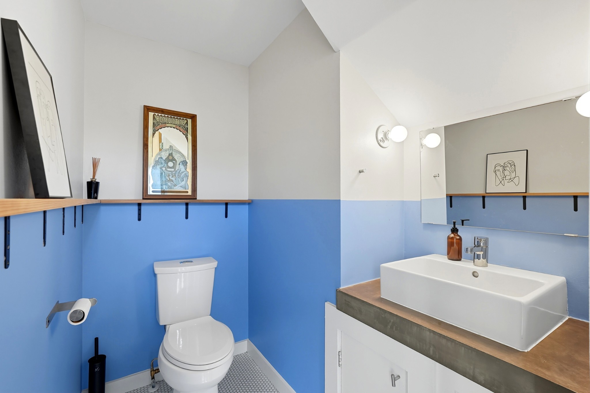 1805 Riverside Dr Unit: A