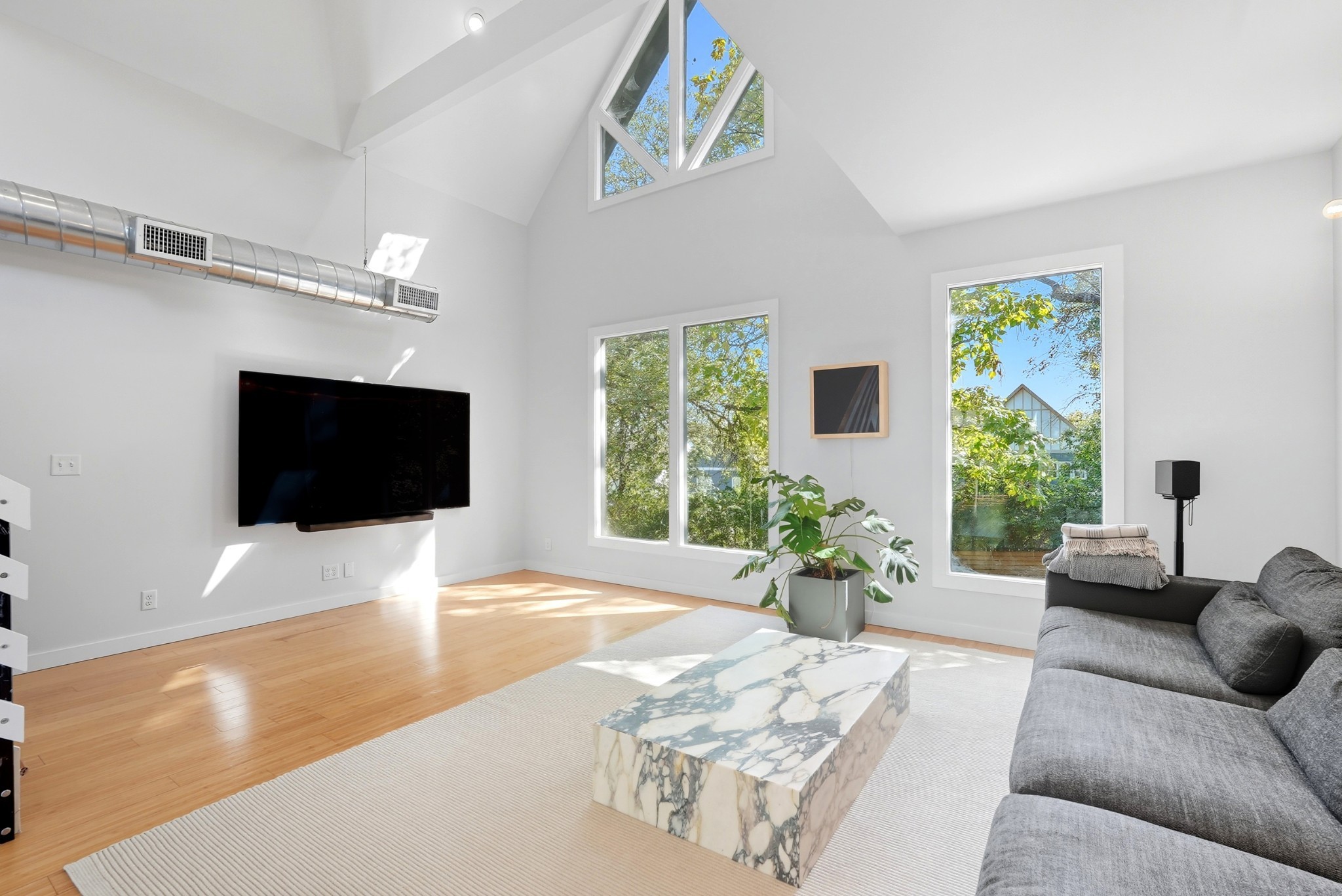 1805 Riverside Dr Unit: A