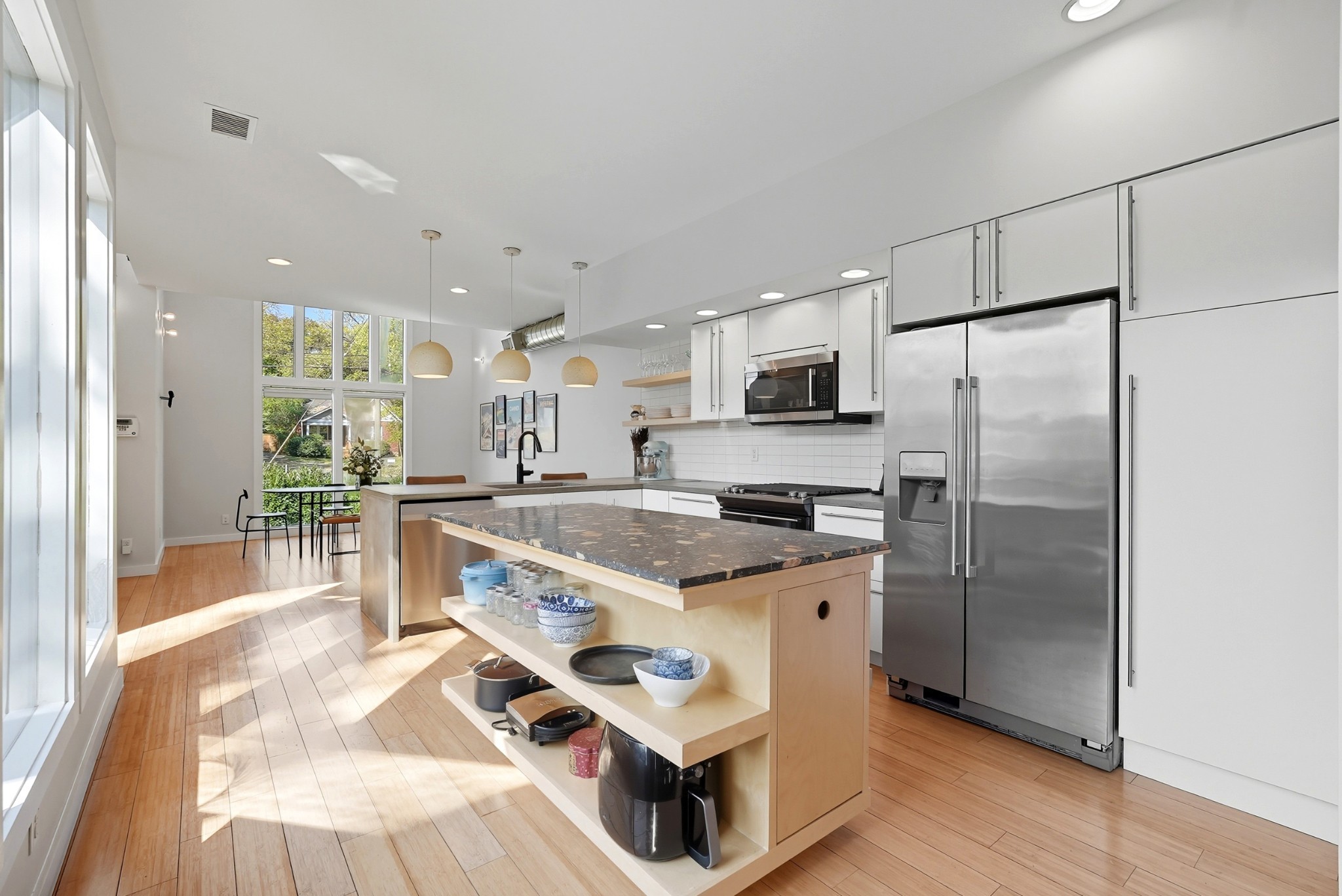 1805 Riverside Dr Unit: A