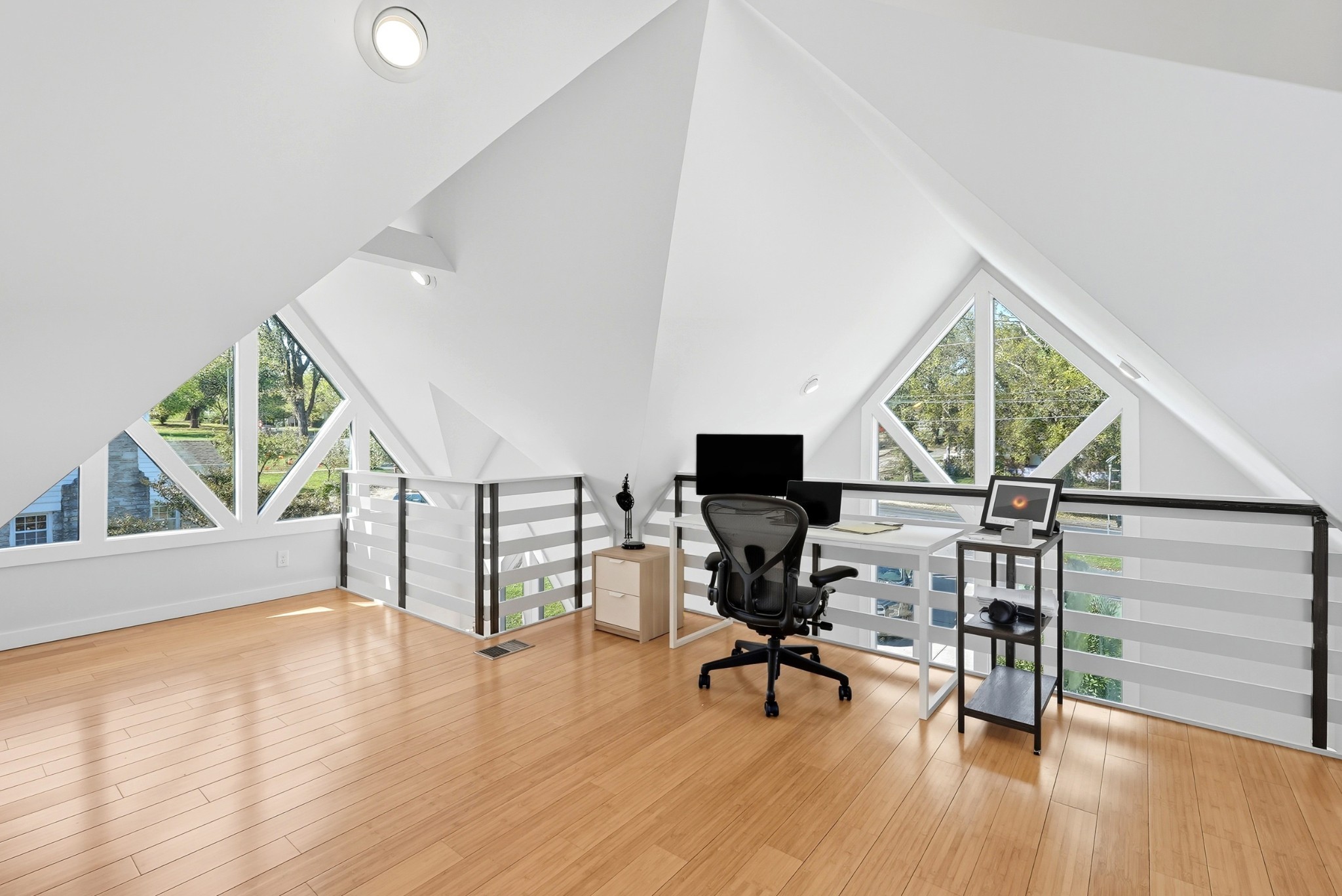 1805 Riverside Dr Unit: A