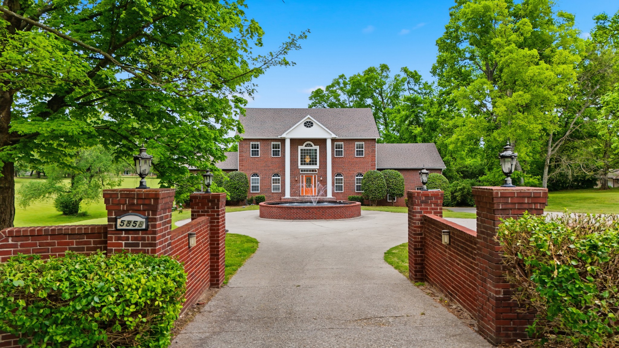 5858 Cloverland Dr