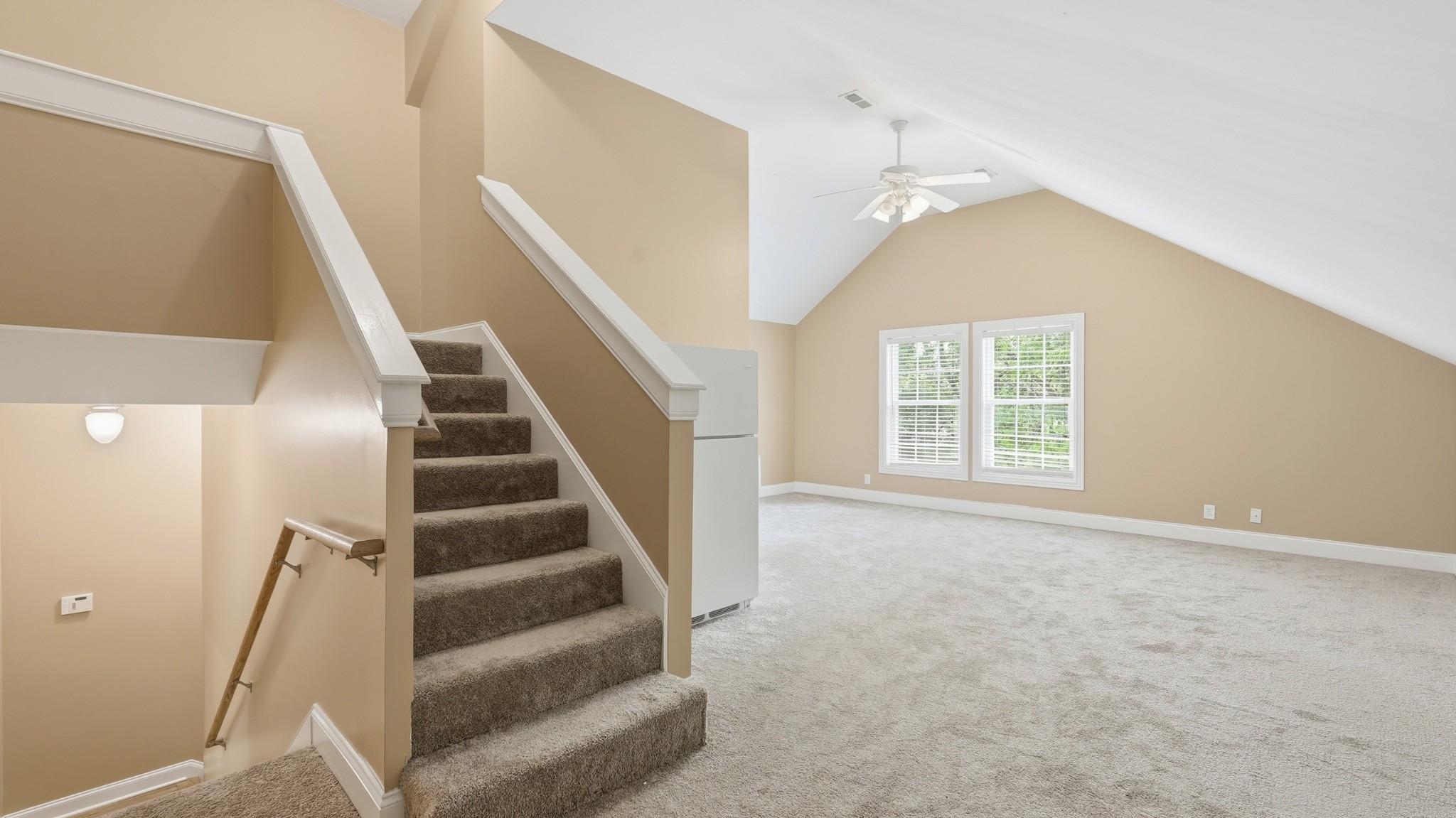 5858 Cloverland Dr
