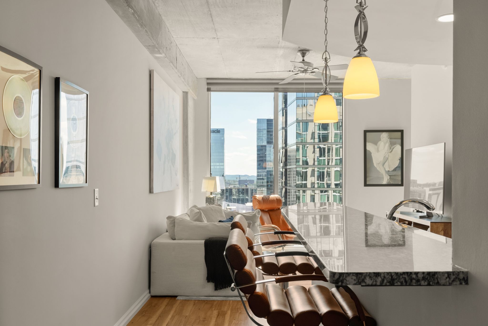 415 Church St Unit: 2608