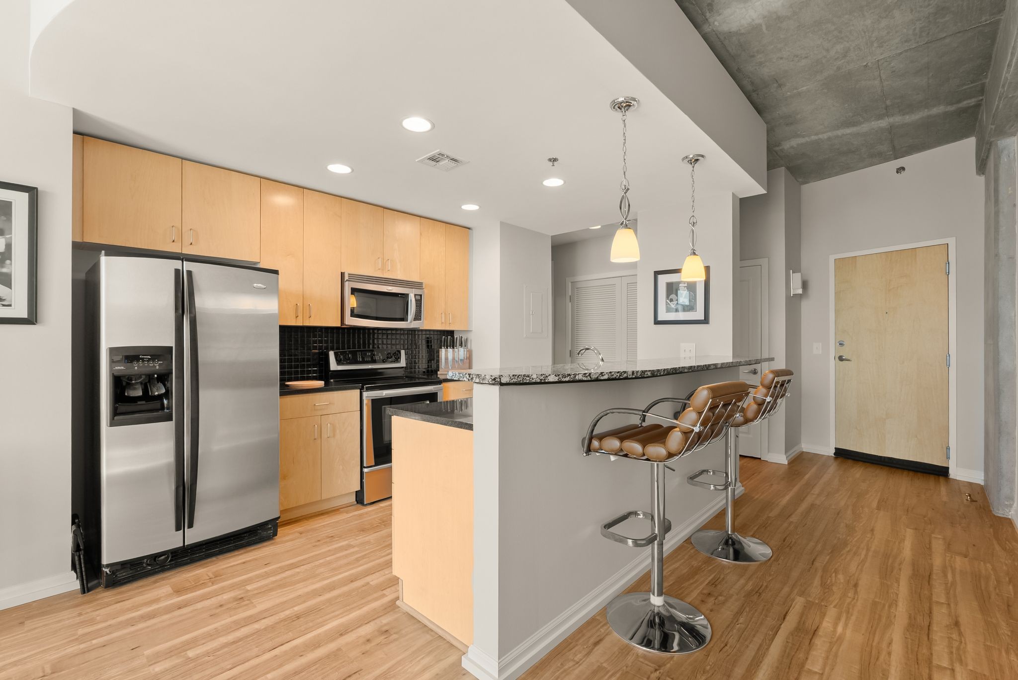 415 Church St Unit: 2608