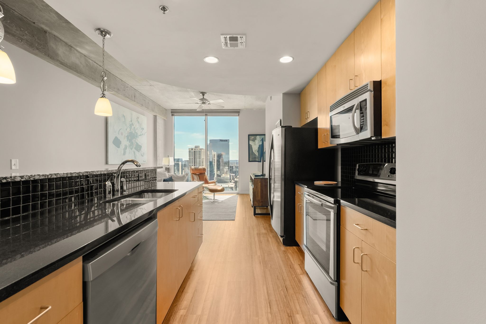 415 Church St Unit: 2608