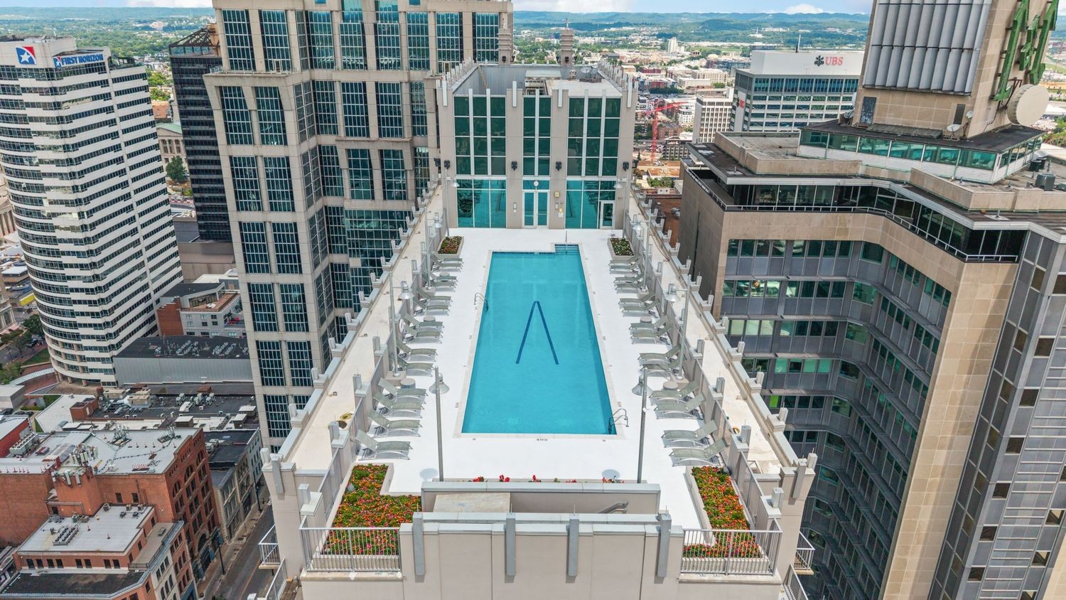 415 Church St Unit: 2608