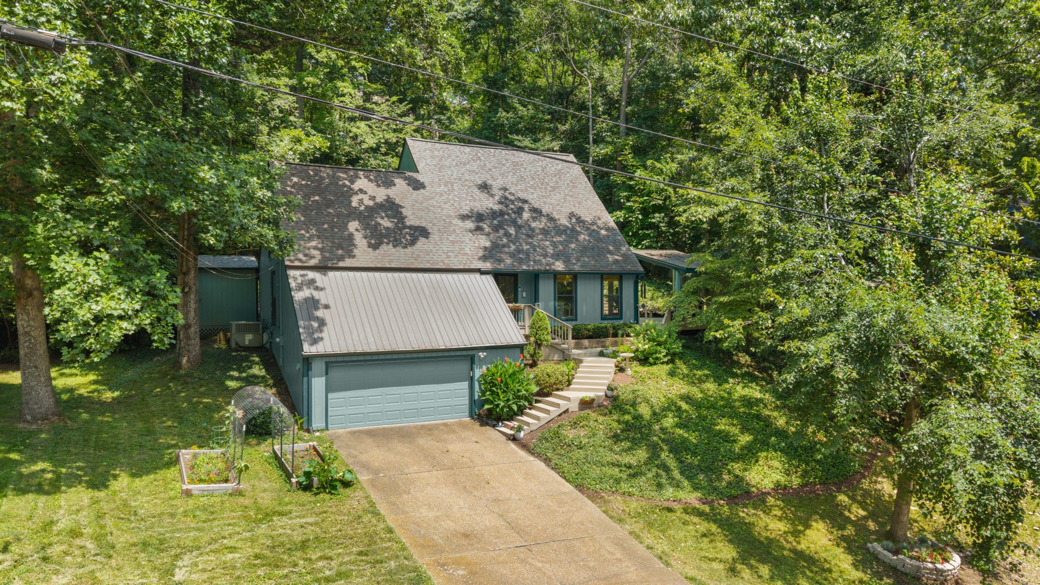477 Saddle Dr