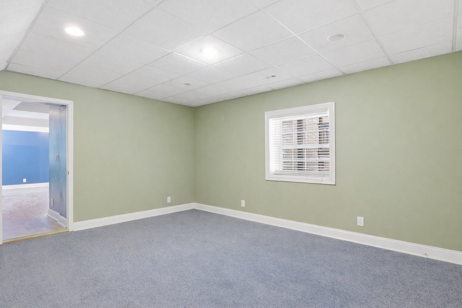 5858 Cloverland Dr