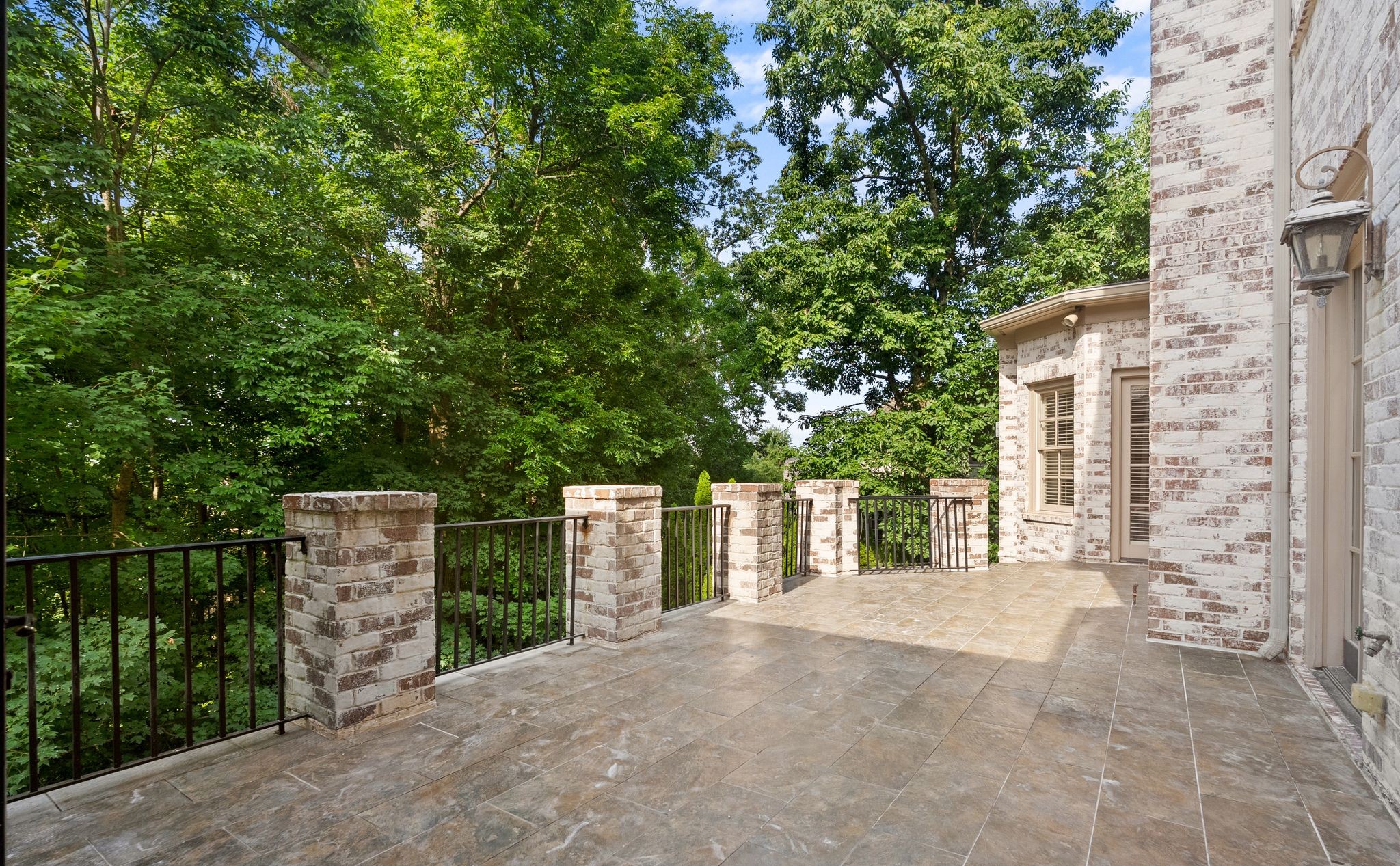 5505 Iron Gate Dr