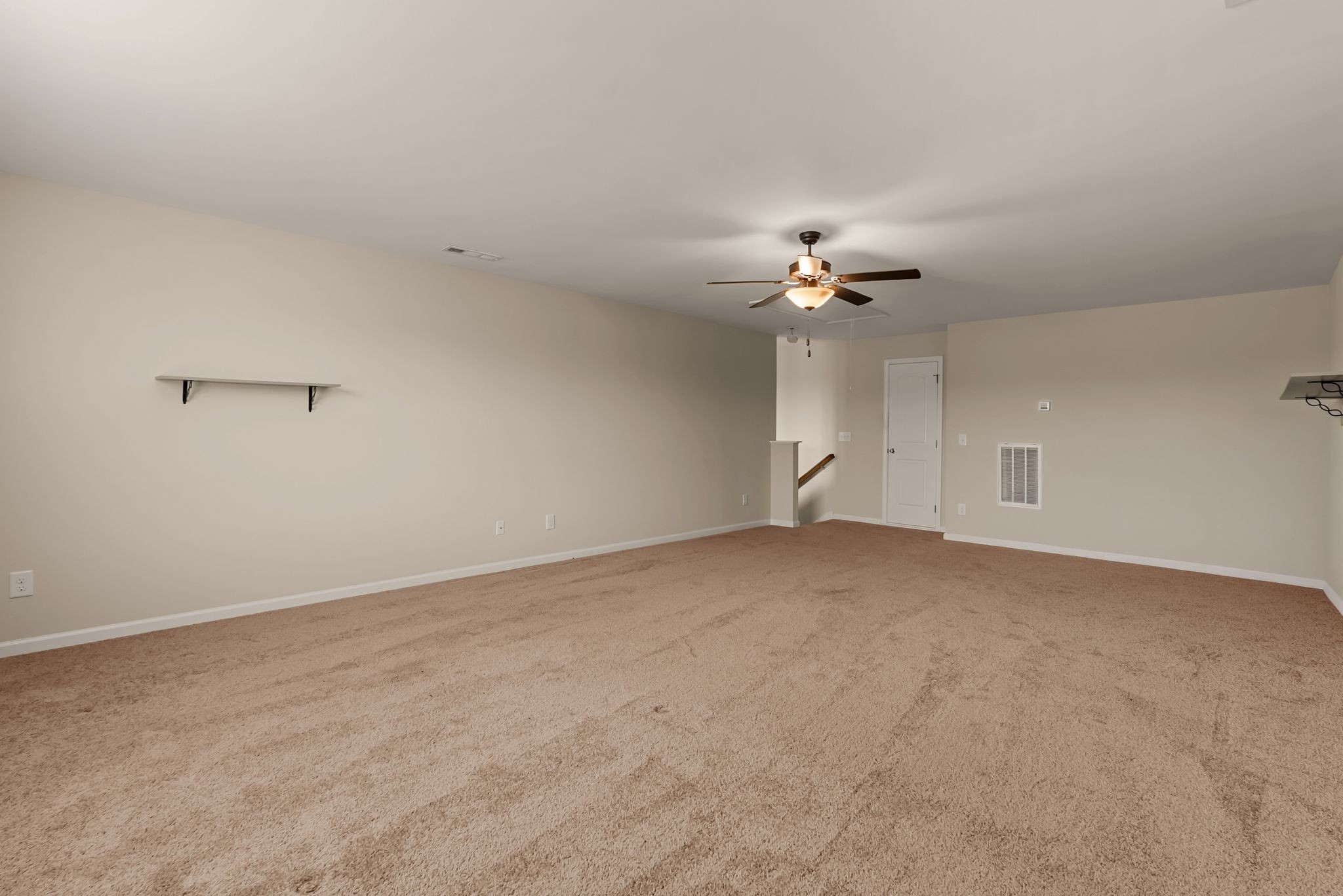1068 Ambling Way