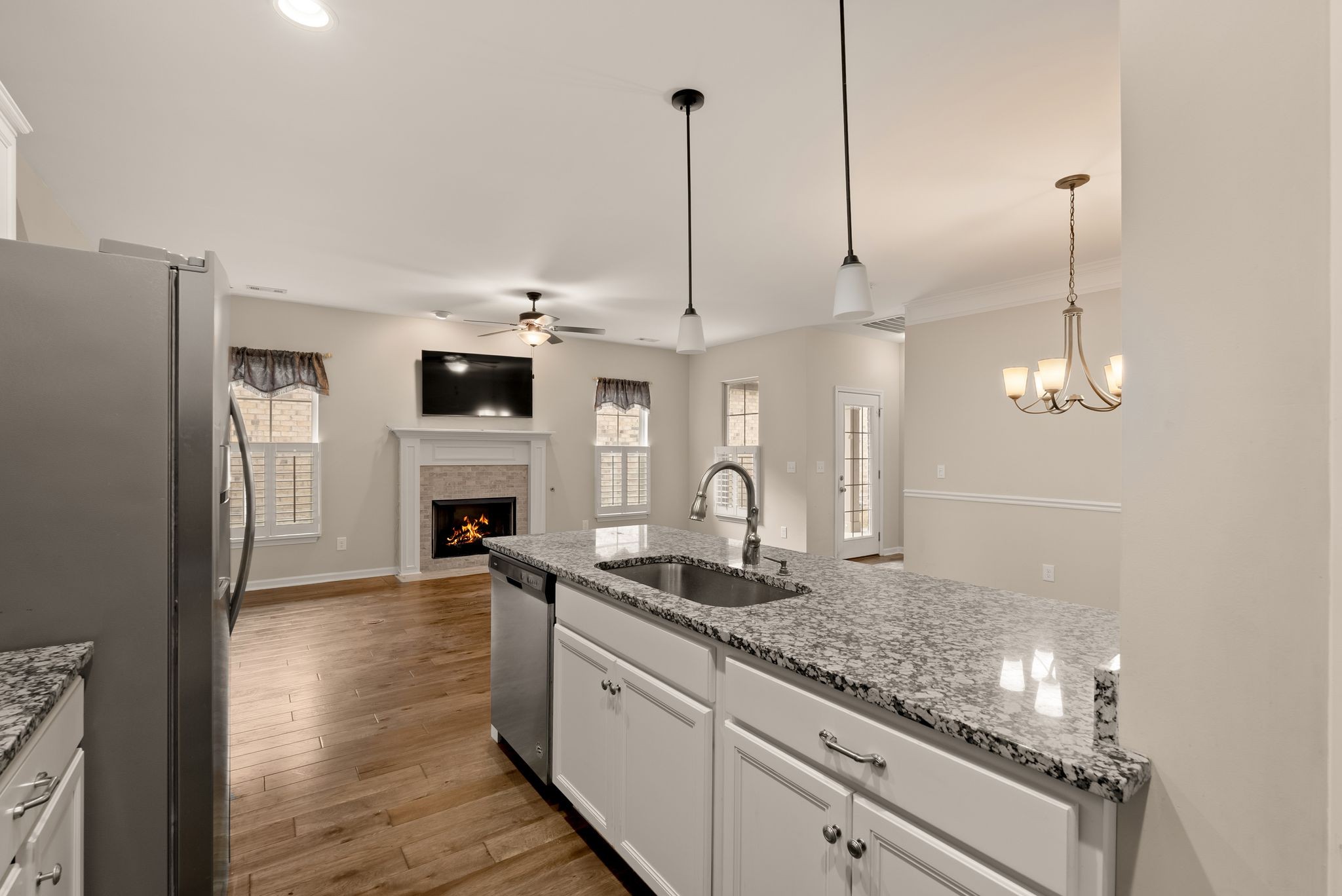 1068 Ambling Way