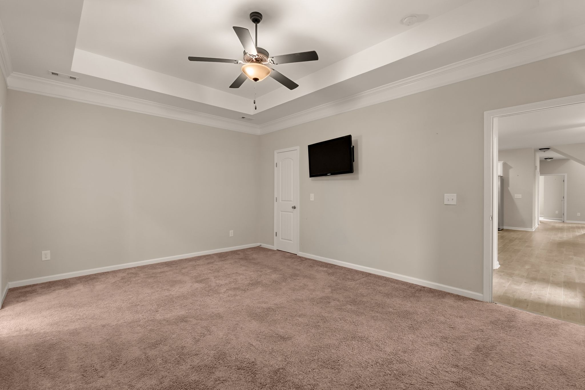 1068 Ambling Way