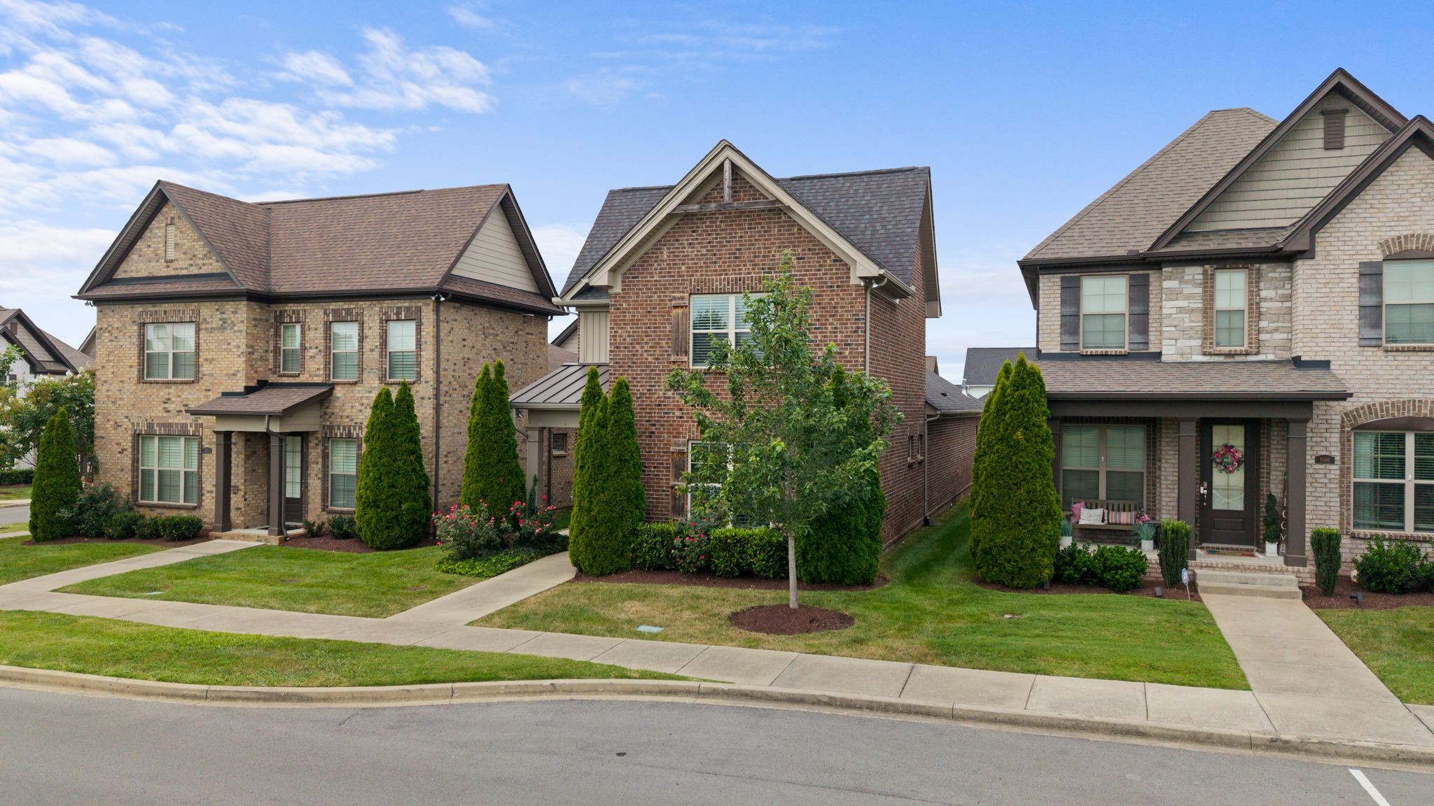 1068 Ambling Way