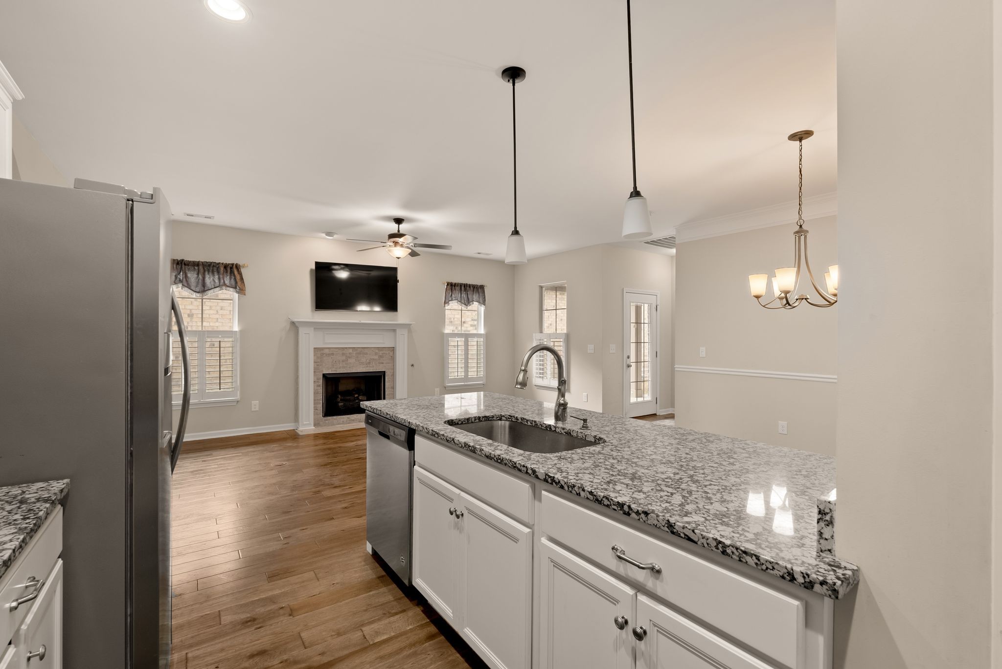 1068 Ambling Way