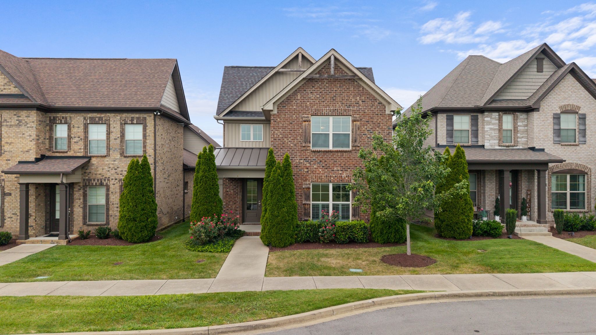 1068 Ambling Way