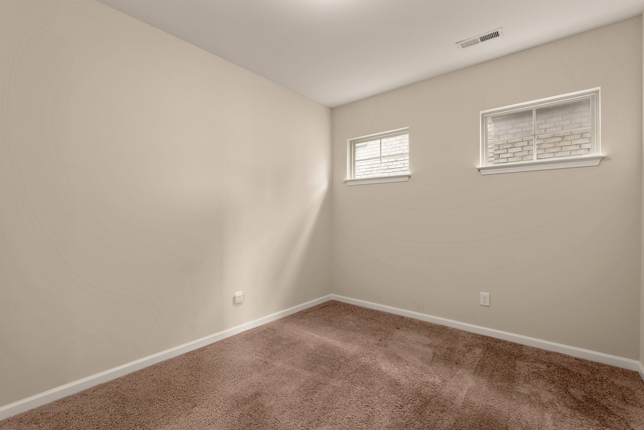 1068 Ambling Way