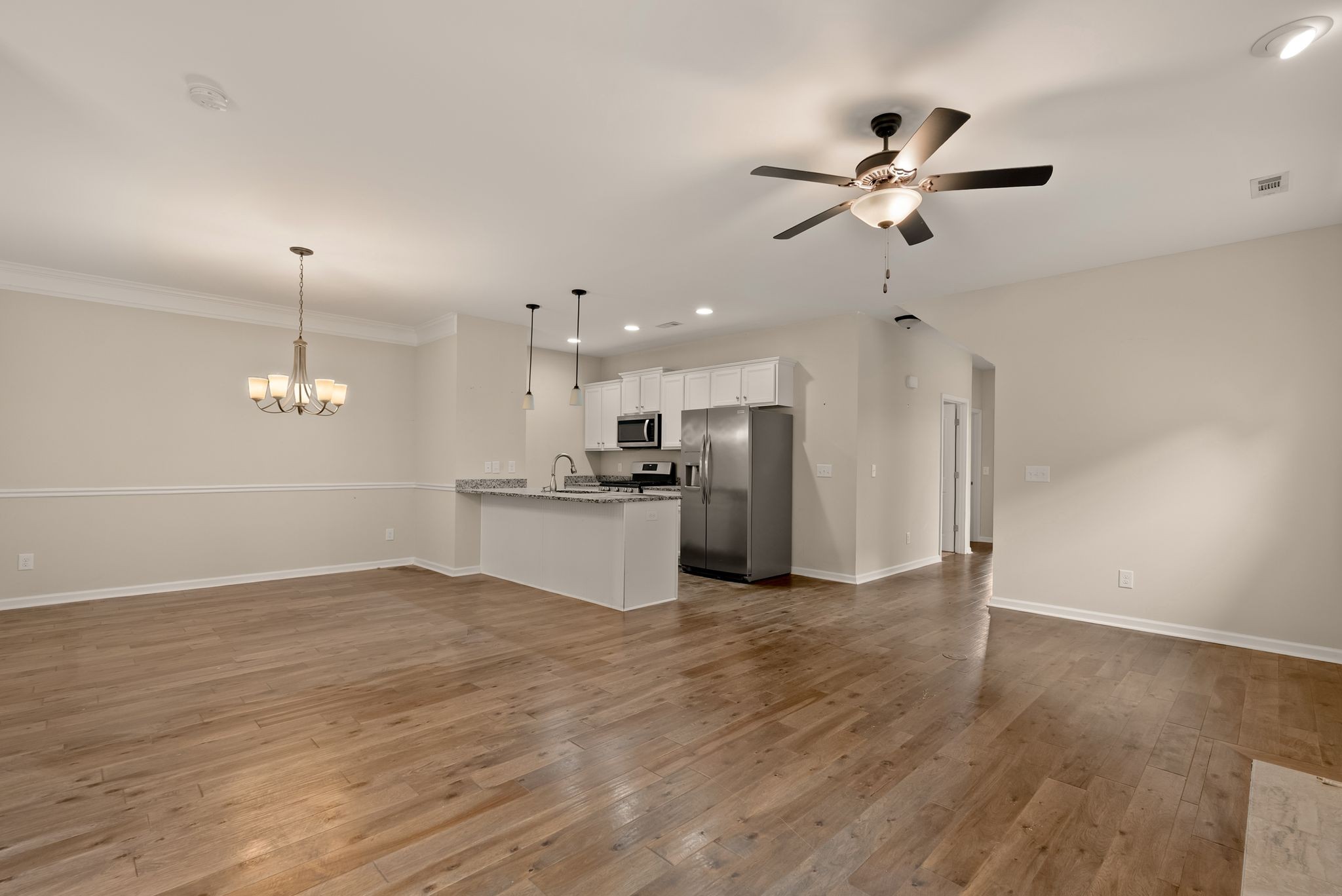 1068 Ambling Way