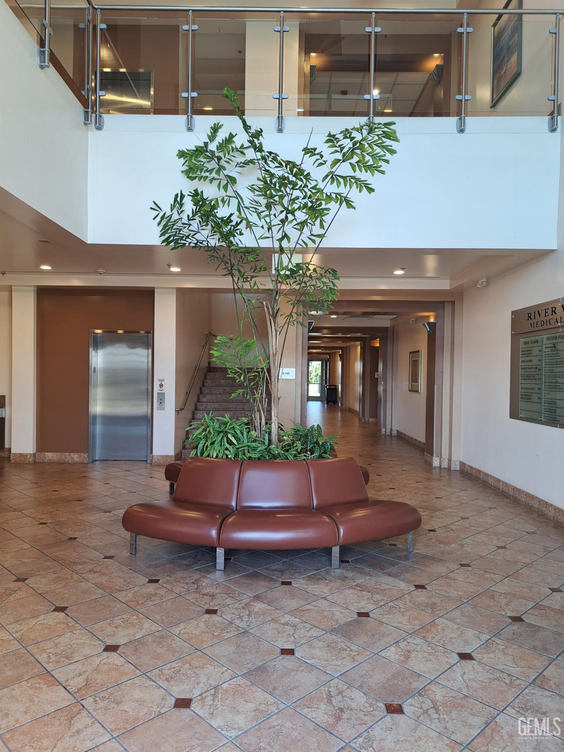 9900 Stockdale Highway Unit: 109