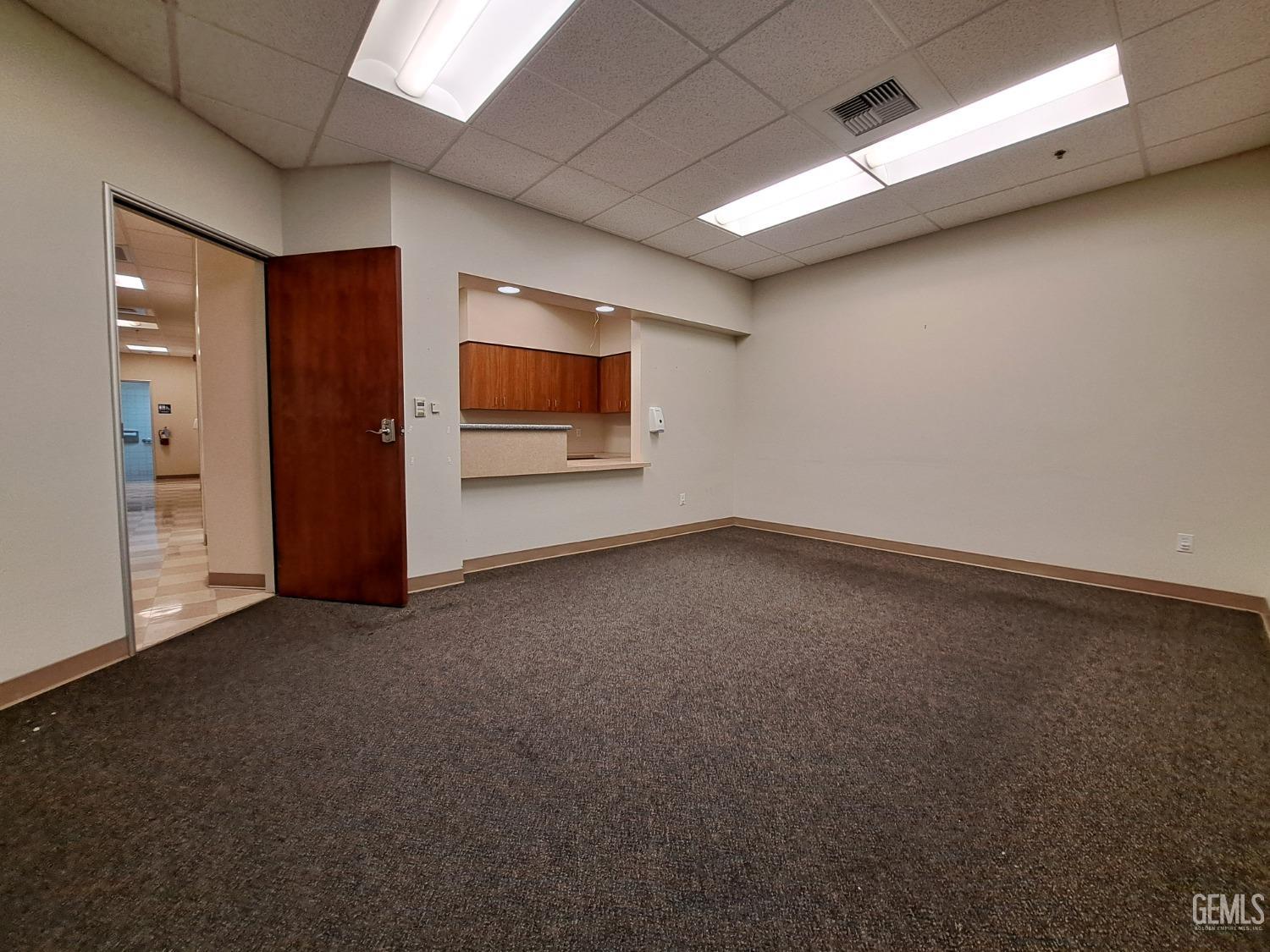 9900 Stockdale Highway Unit: 109