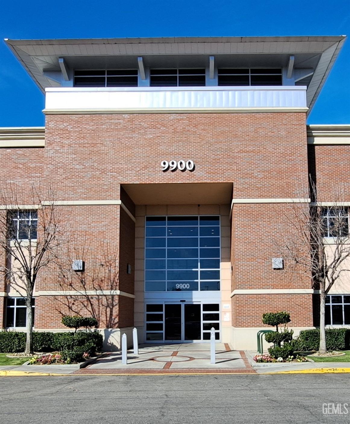 9900 Stockdale Highway Unit: 109